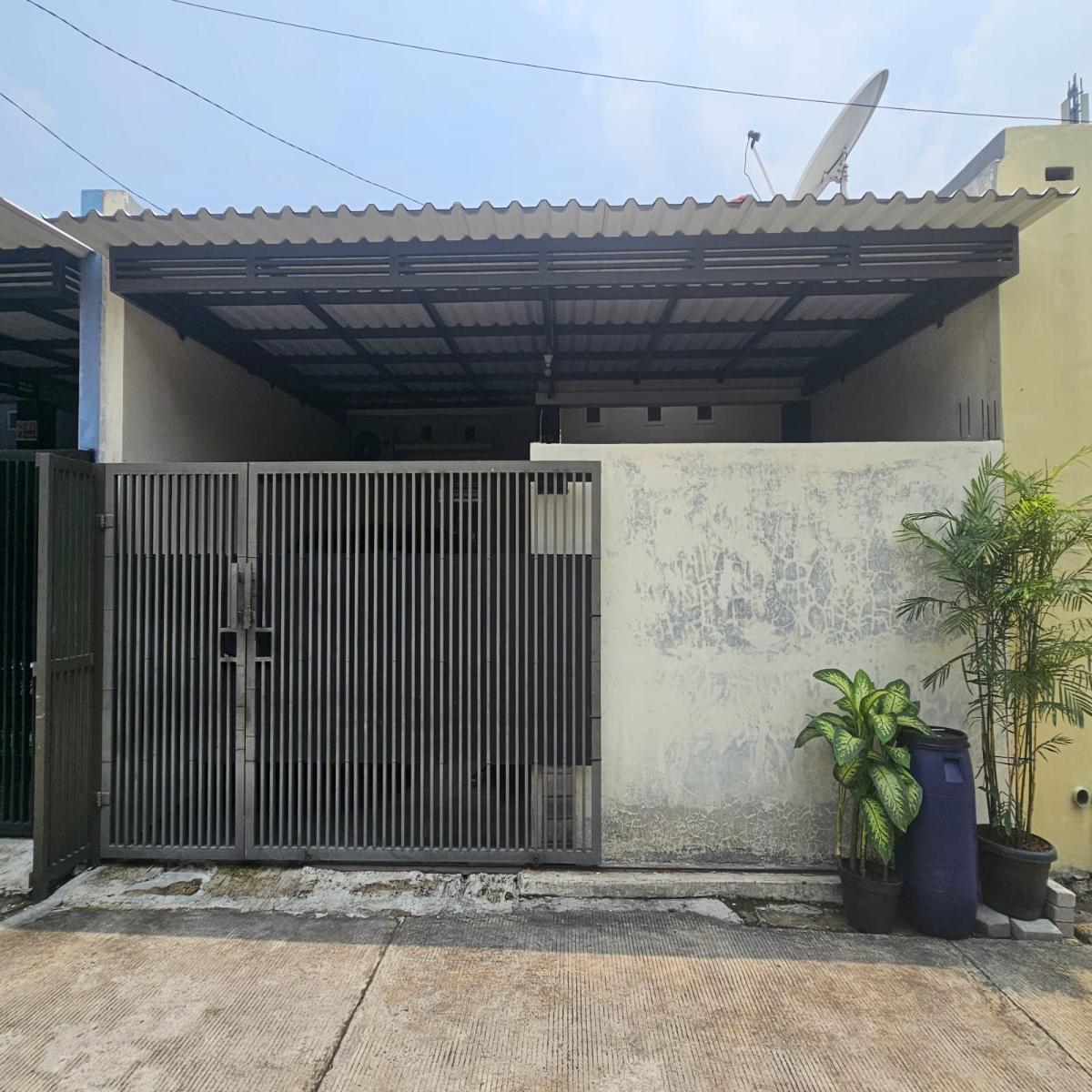 Dijual Rumah Minimalis 1 Lantai, dekat Graha Raya Bintaro  (Bebas Banjir)