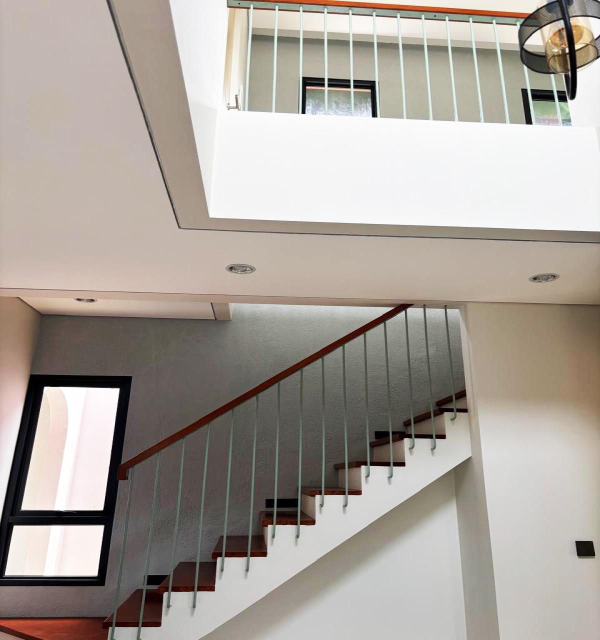 Rumah Hoek SHM Aesthetic Minimalis Siap Huni Bonus AC di Bekasi - Foto 6