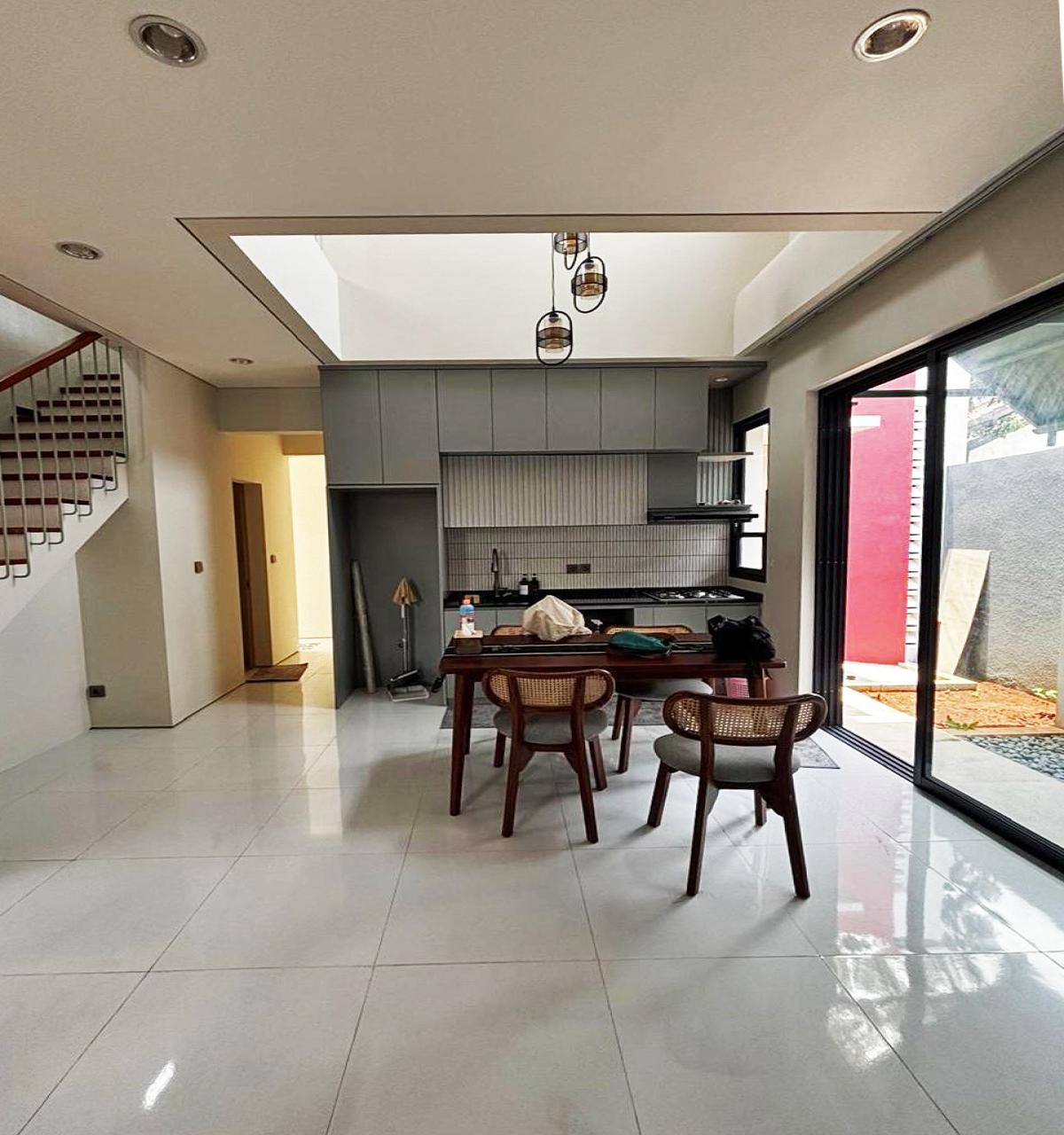 Rumah Hoek SHM Aesthetic Minimalis Siap Huni Bonus AC di Bekasi - Foto 11