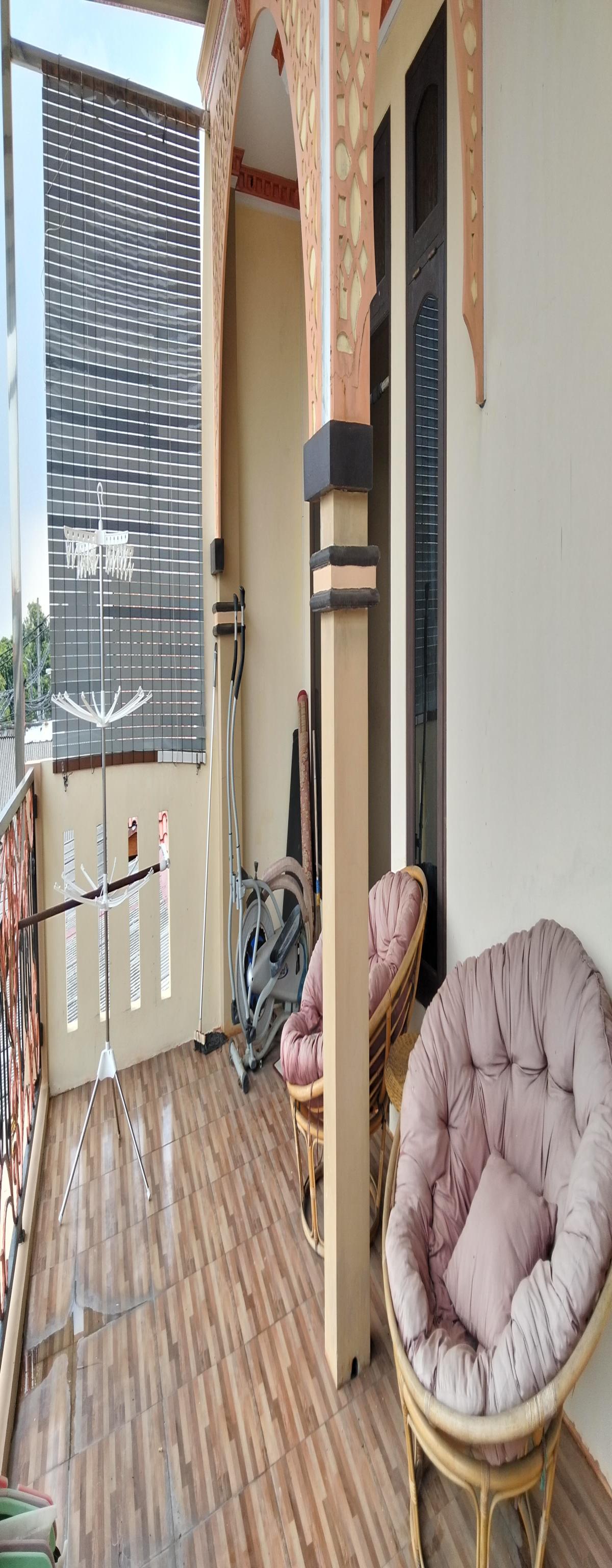 Dijual Rumah 2 Lantai Siap Huni Nempel Graha Raya Bintaro Jaya, Kayu Gede 2 - Foto 13