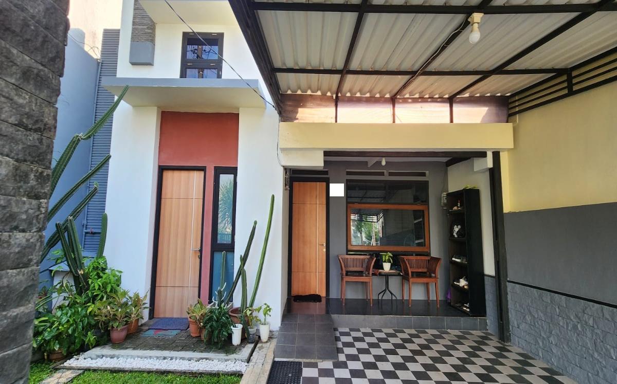 Dijual Cepat Rumah 2 Lantai Semi Furnished di Perumahan Mahkota Simprug, Tangerang - Foto 5