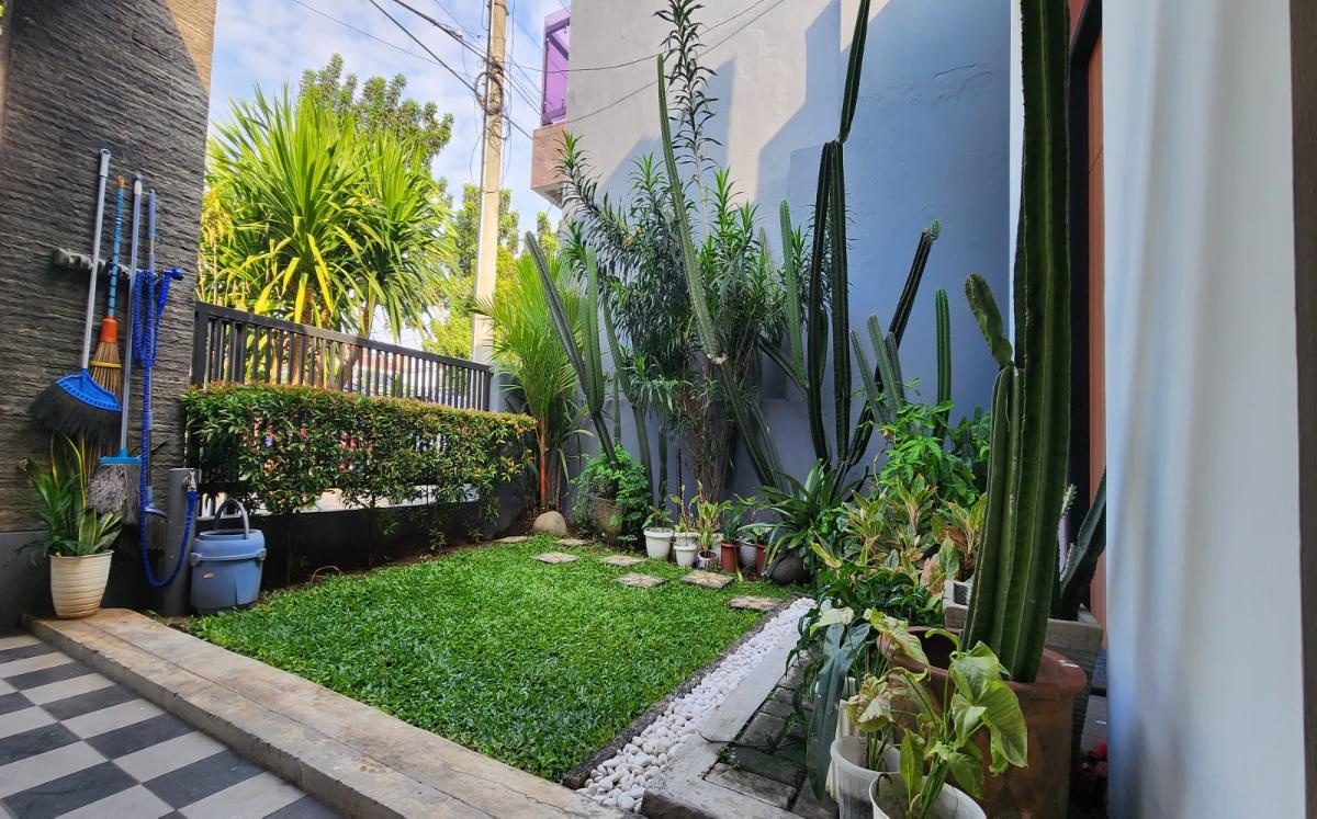 Dijual Cepat Rumah 2 Lantai Semi Furnished di Perumahan Mahkota Simprug, Tangerang - Foto 7