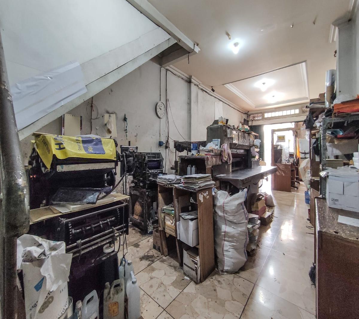 Dijual Ruko Strategis di Jl. Pahlawan – Cocok untuk Usaha & Kantor, Akses Super Mudah - Foto 9