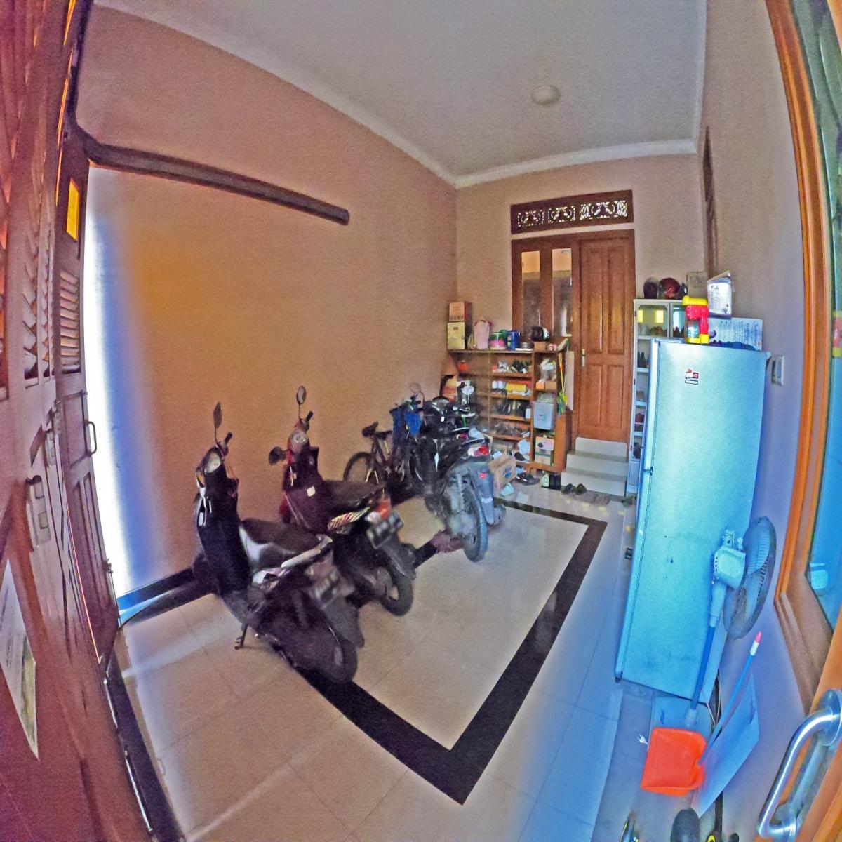 Hunian Mewah 2 Lantai dengan Kolam Renang di Ciledug Tangerang - Foto 5