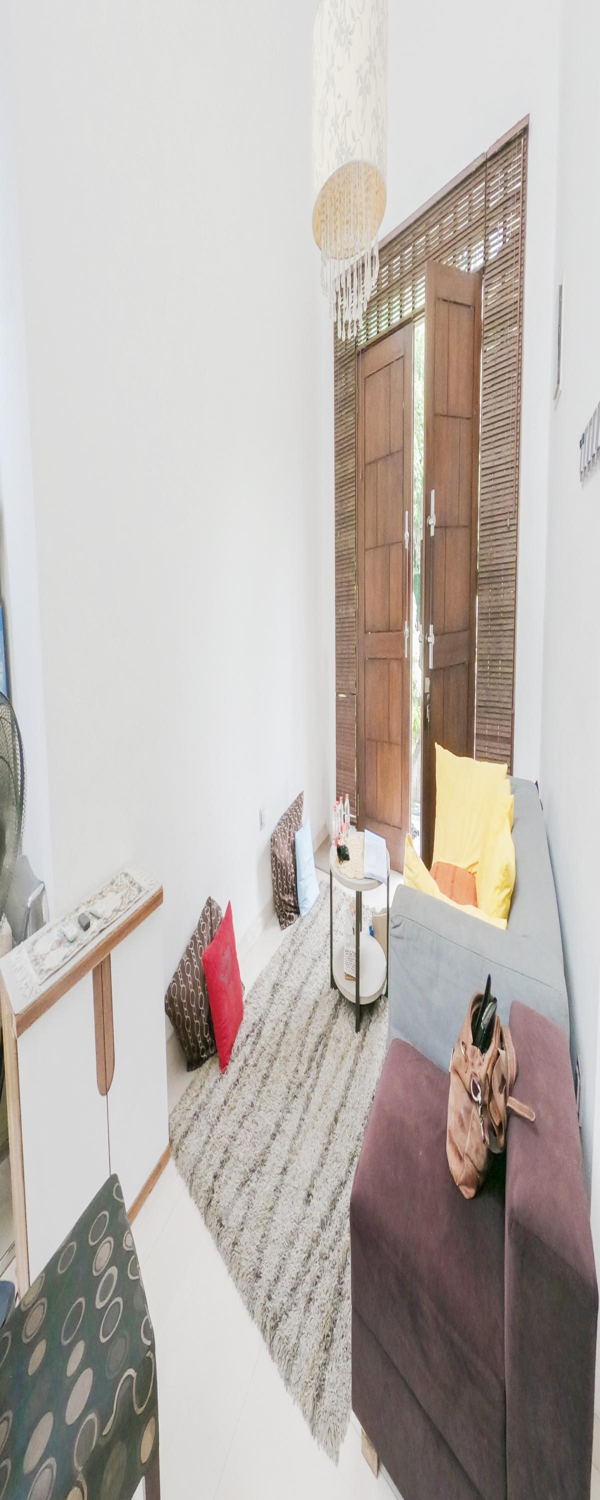 Dijual Rumah Cantik Hoek 265 m² di Villa Gunung Lestari, Ciputat - Foto 3