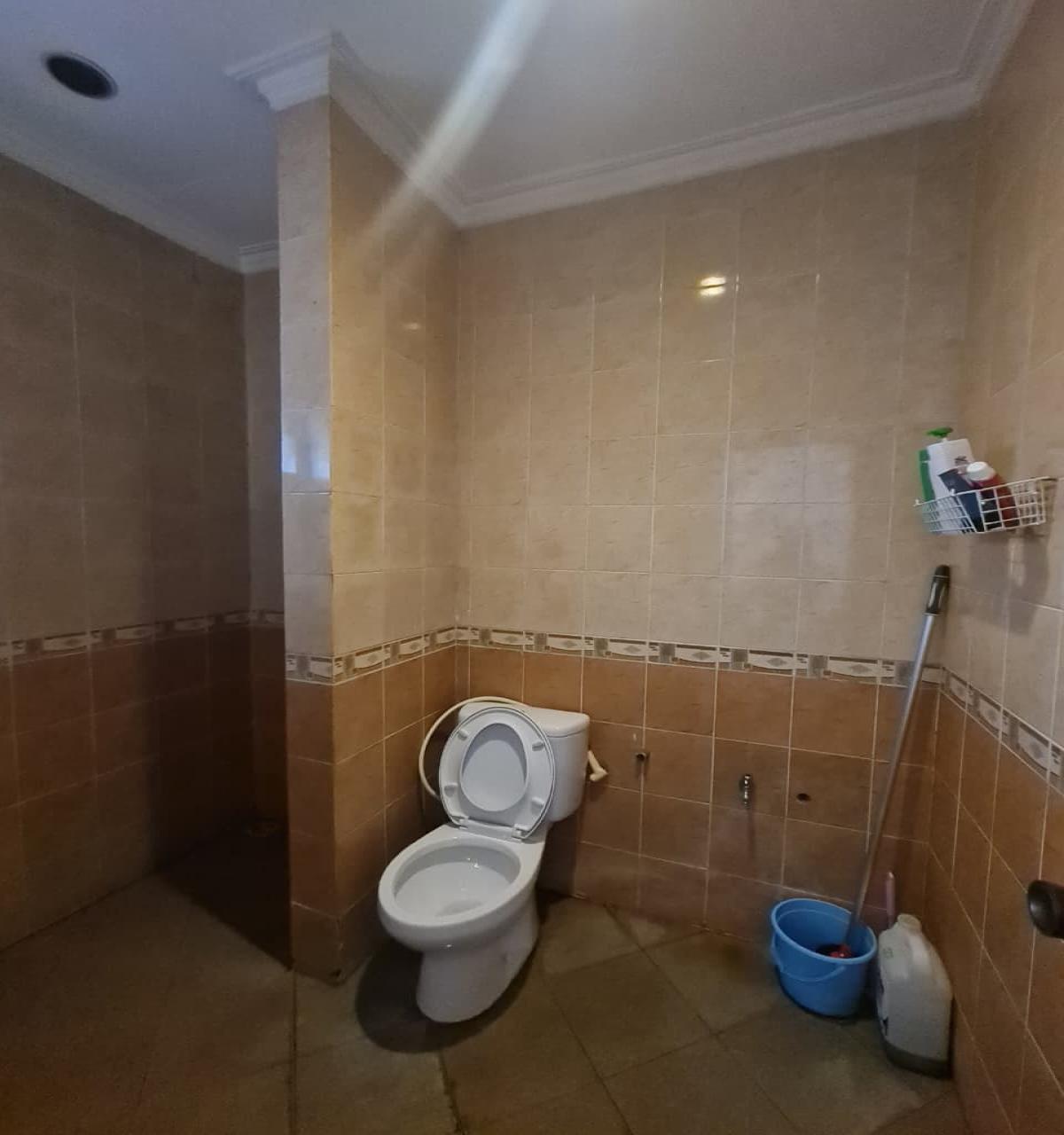 Dijual Rumah Hoek 2 Lantai di Cluster Venice Graha Raya Bintaro, Tangerang Selatan - Foto 15