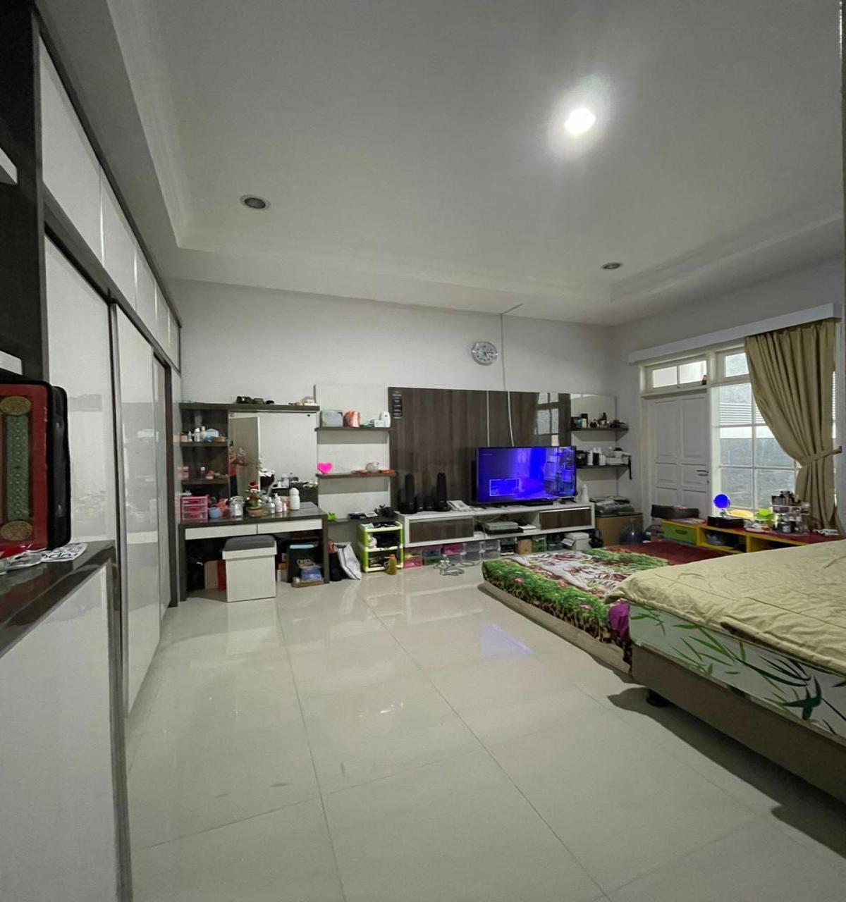 Dijual Hunian Modern dengan Kolam Renang Pribadi di Mampang, Jakarta Selatan - Foto 9