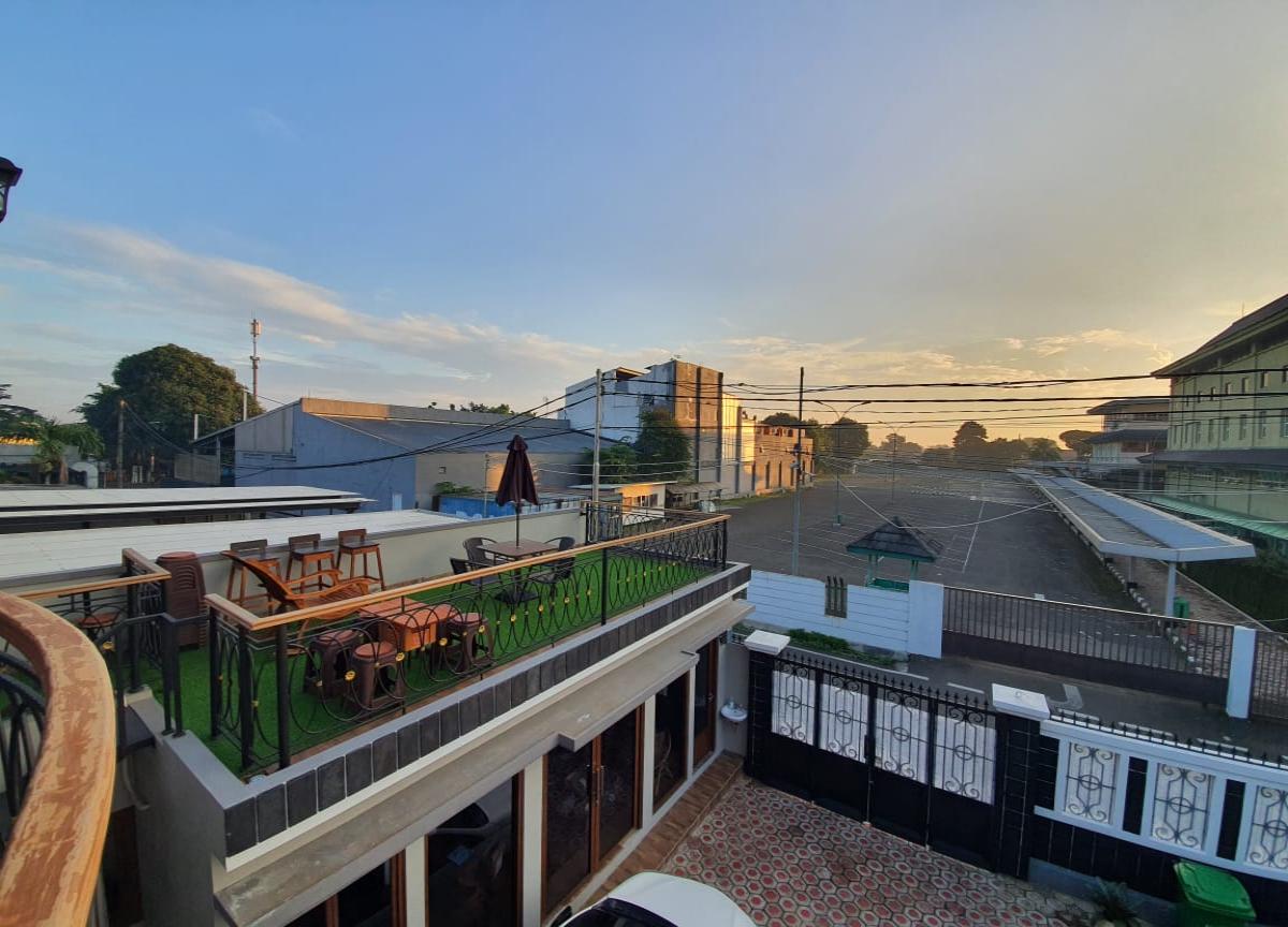 Rumah Mewah Luas 400 m² di Cipayung, Jakarta Timur- Dekat TMII & Akses Tol Jagorawi - Foto 8