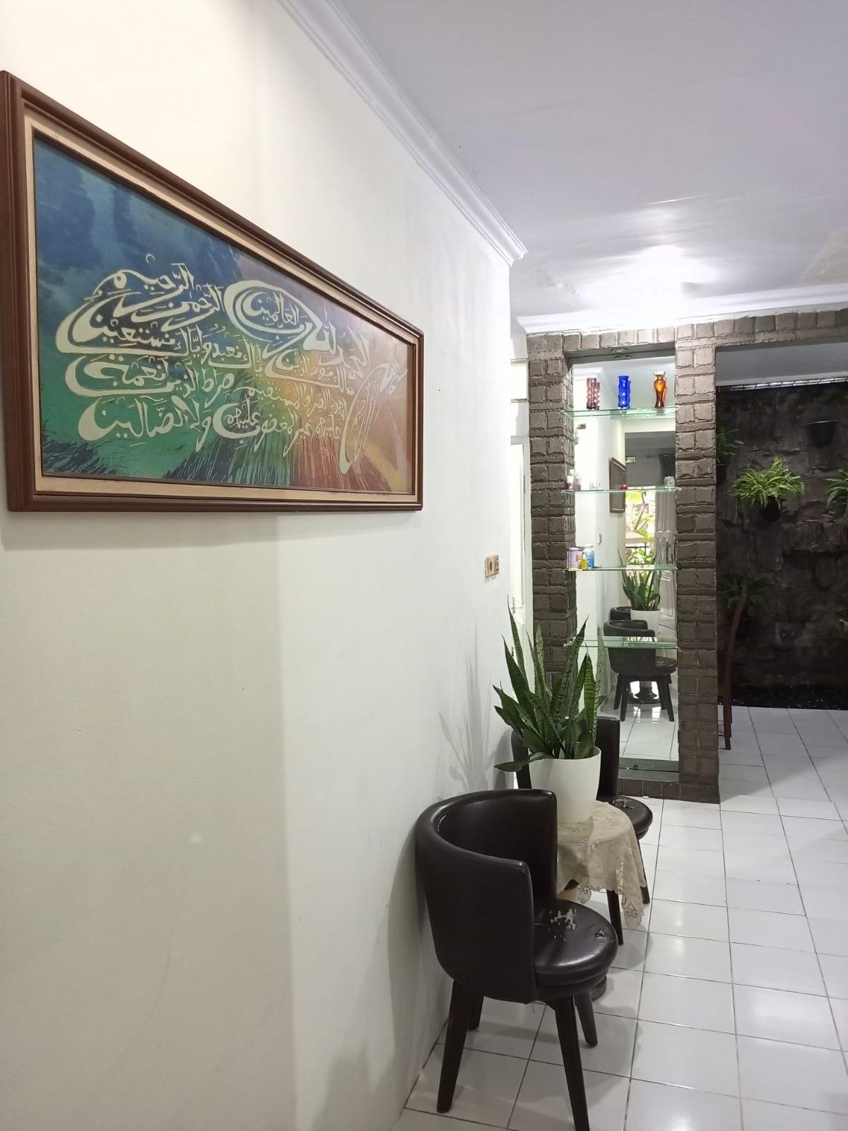 Dijual Rumah Siap Huni di Mahkota Simprug Ciledug – Lokasi Strategis Dekat Tol dan Fasilitas Umum - Foto 6