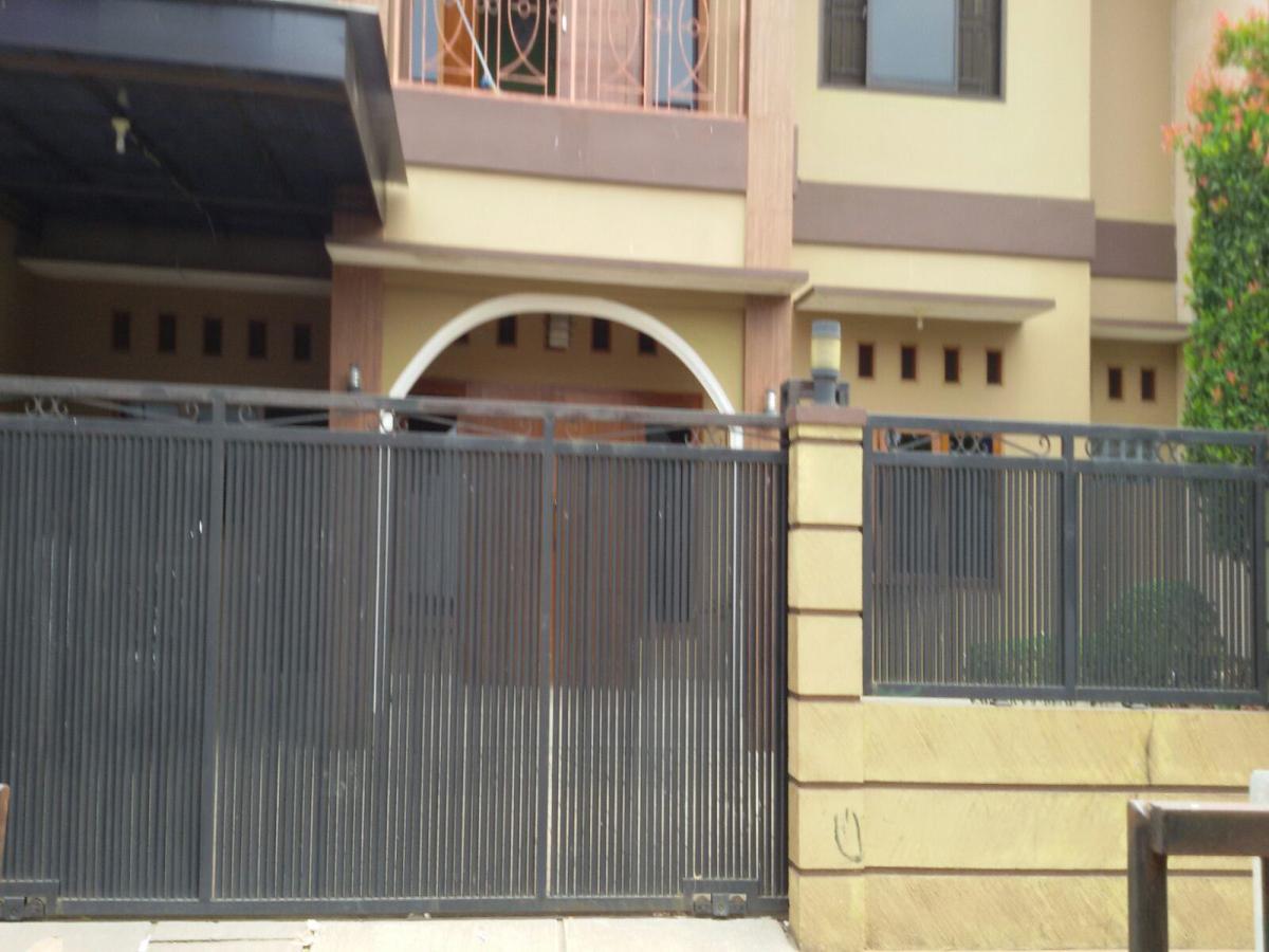 Dijual Rumah Luas Harga Murah Jakarta Selatan dekat Tol Veteran