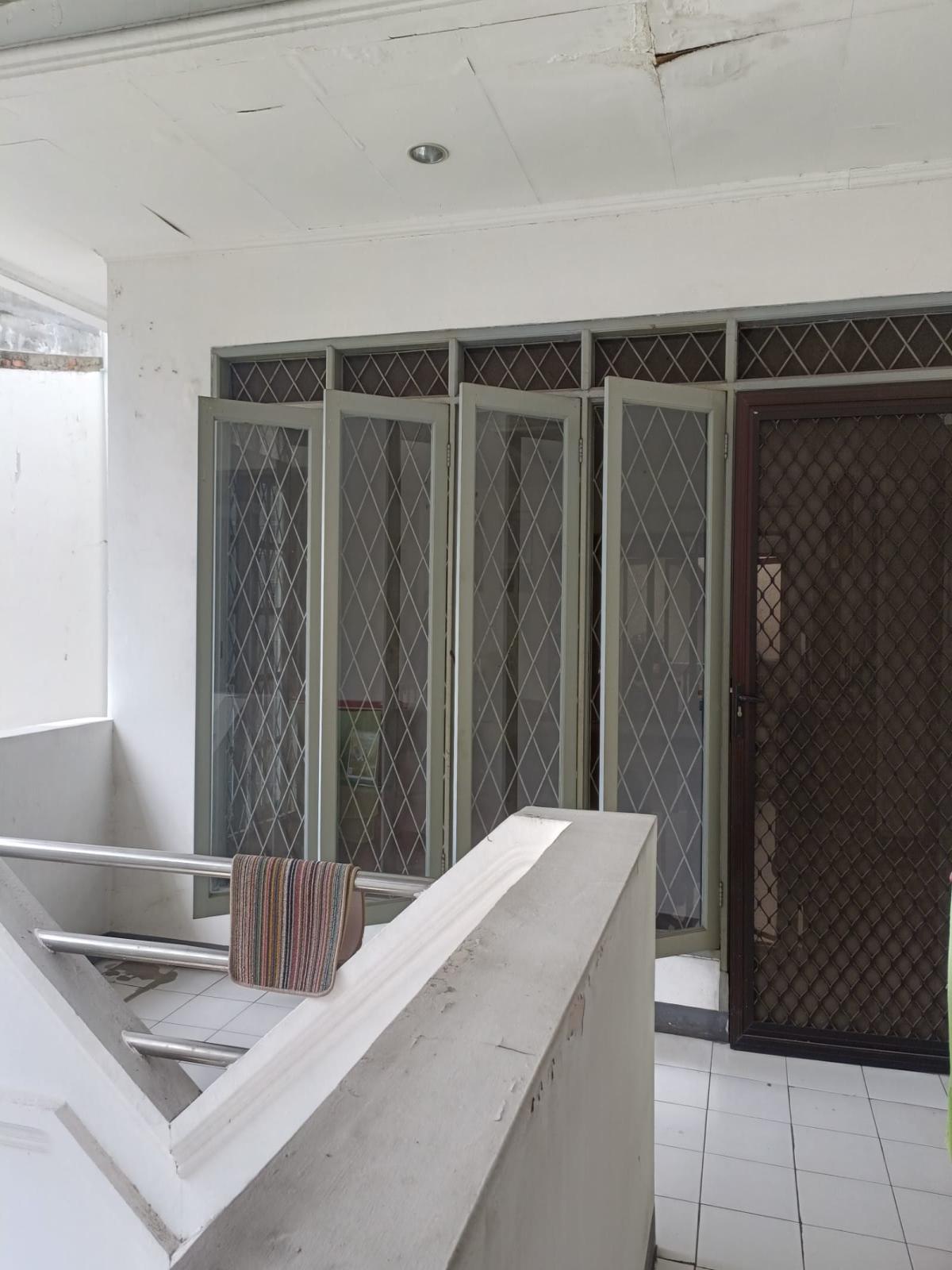 Jual Rumah di Perumahan Taman Ratu Duri Kepa Kebon Jeruk Jakarta Barat RR - Foto 5