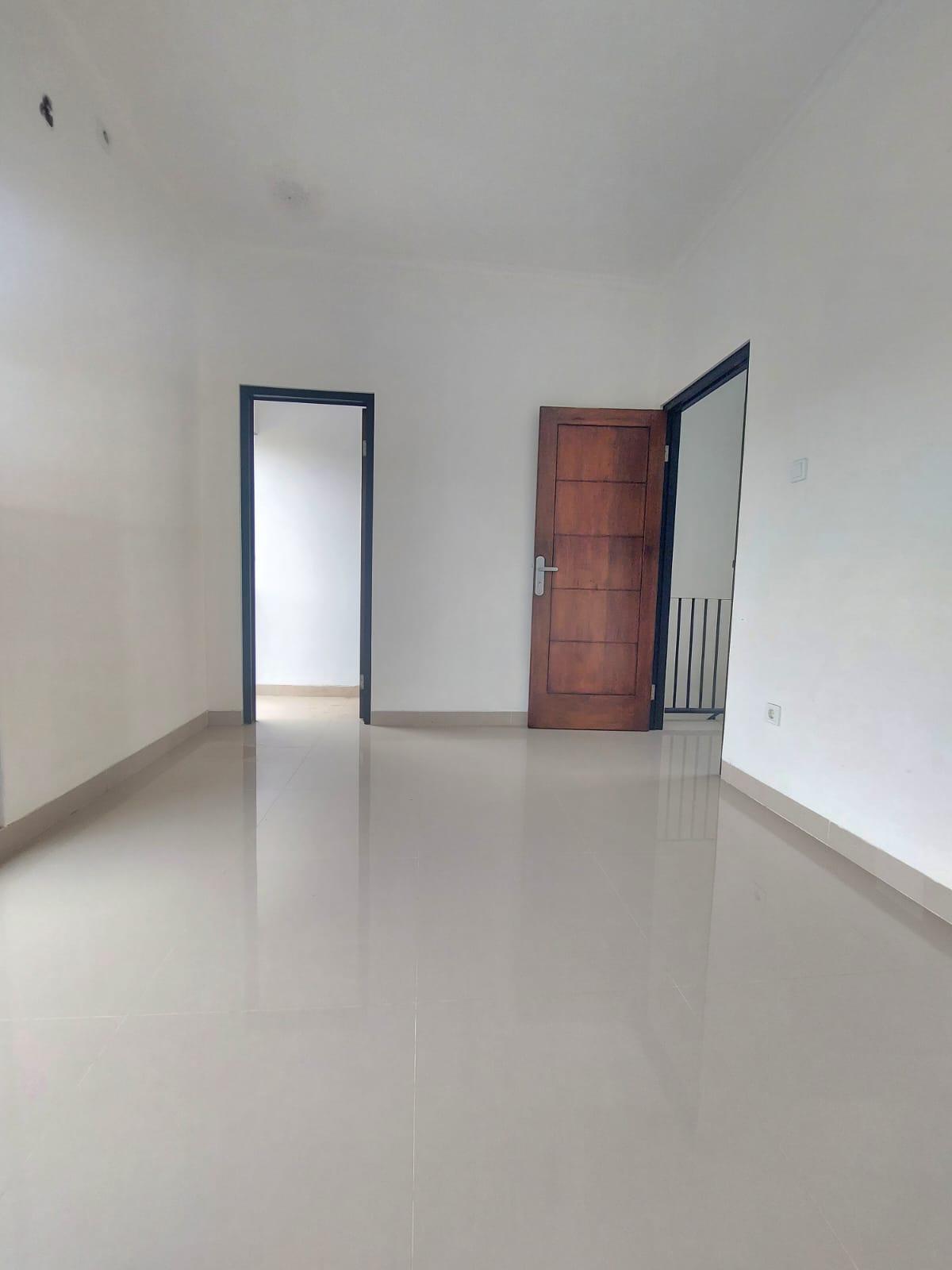 Dijual Rumah Cluster Baru Daerah Ciputat Dekat UPJ Dekat Jurang Mamggu - Foto 9