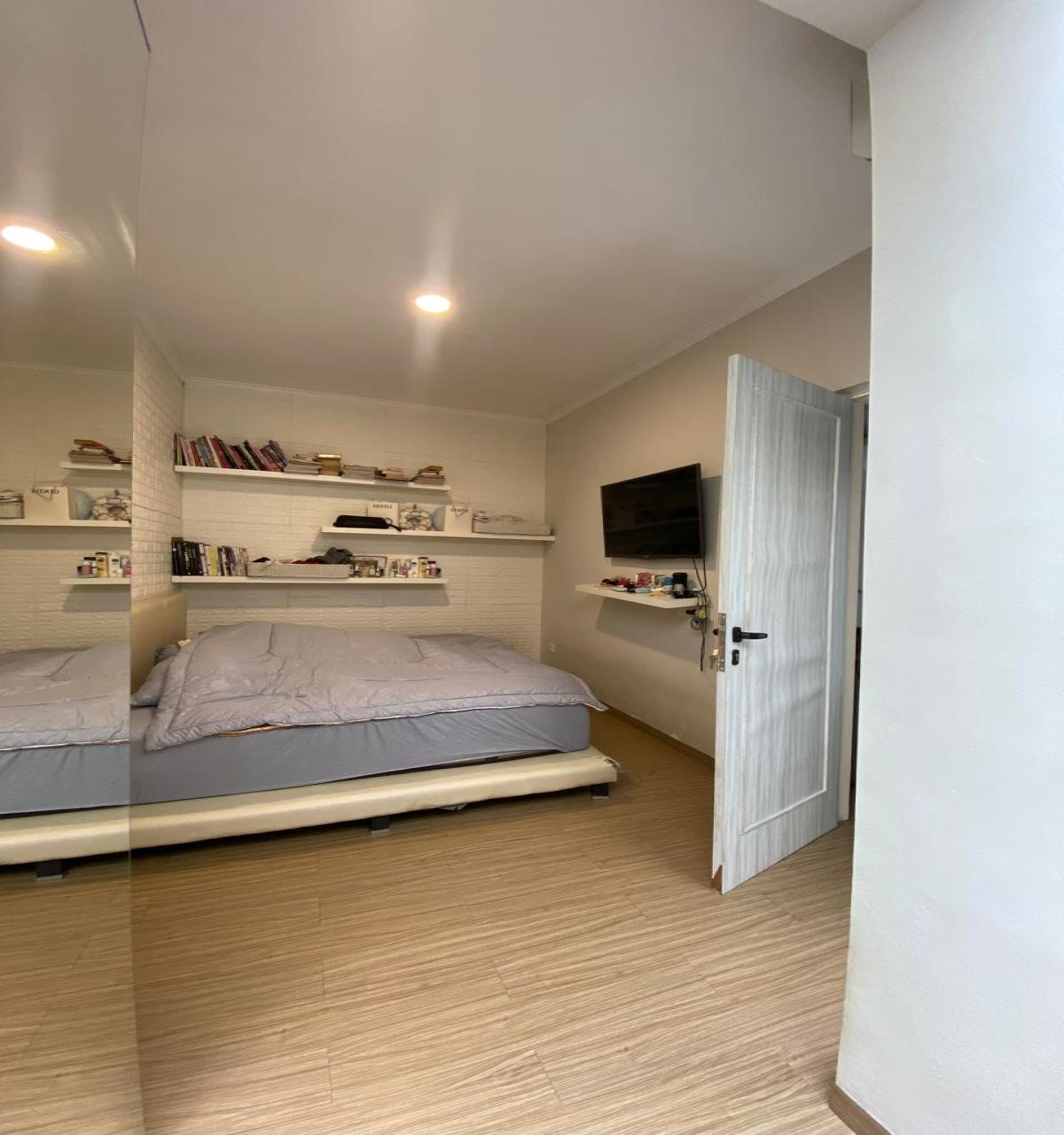 Hunian Modern Semi Furnished 2 Lantai di Graha Bintaro Utara, Tangerang Selatan - Foto 8