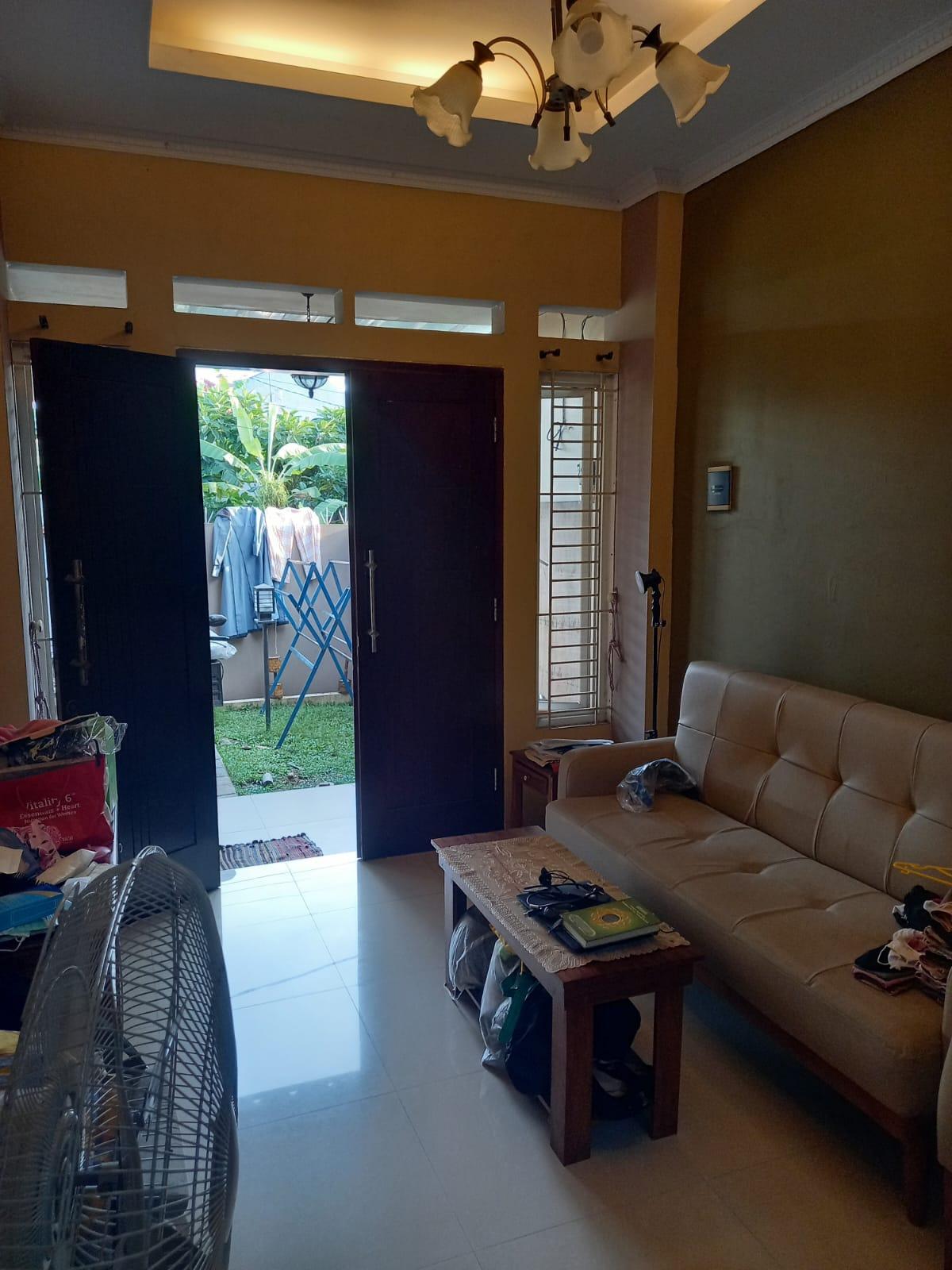 Harus Terjual Repost Sampai Terjual - Jual Cepat Rumah 2 Lantai - Foto 2