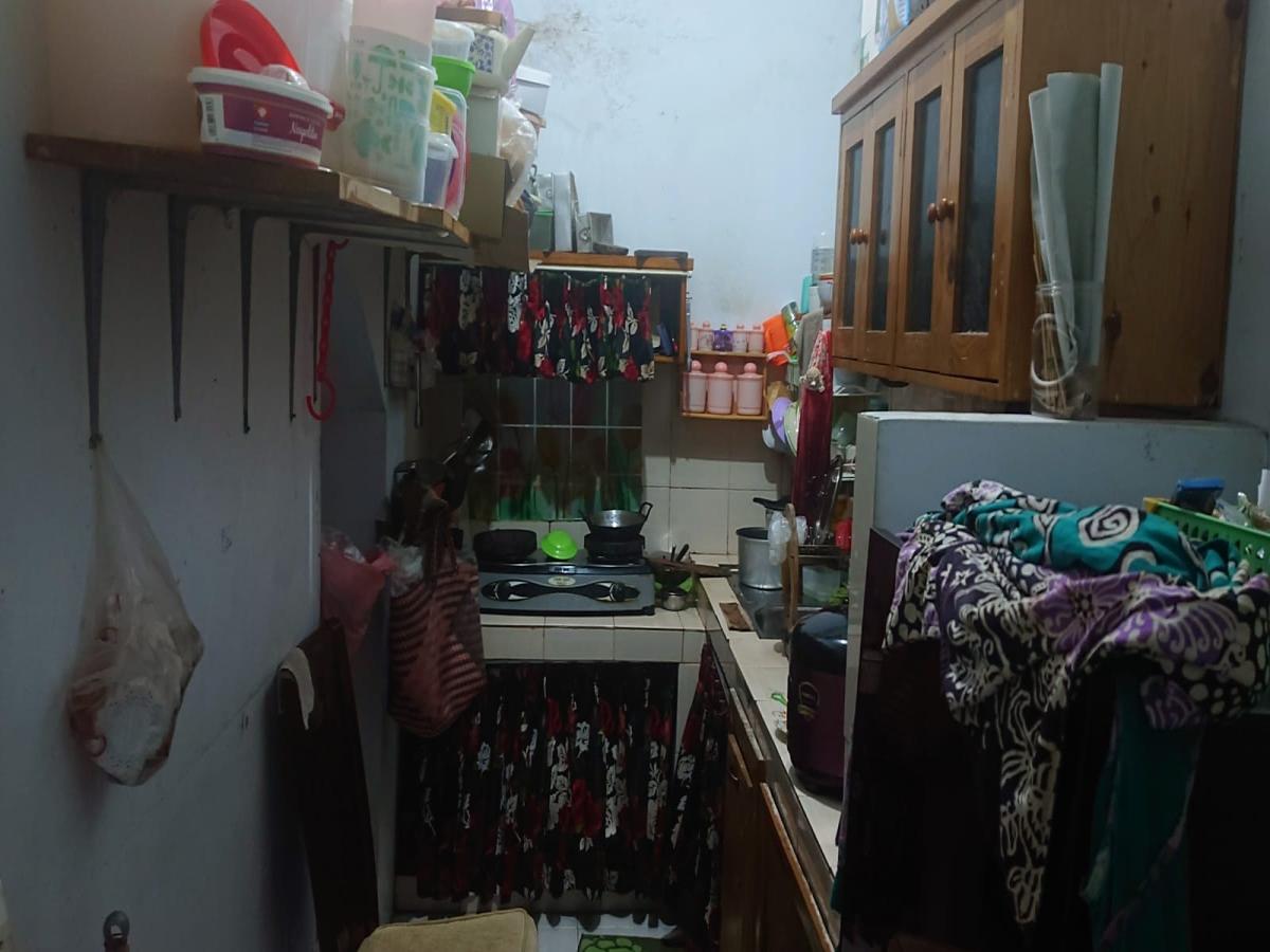 Dijual Rumah 2 Lantai dengan 3 Kamar Tidur di Ciledug, Tangerang - Foto 5