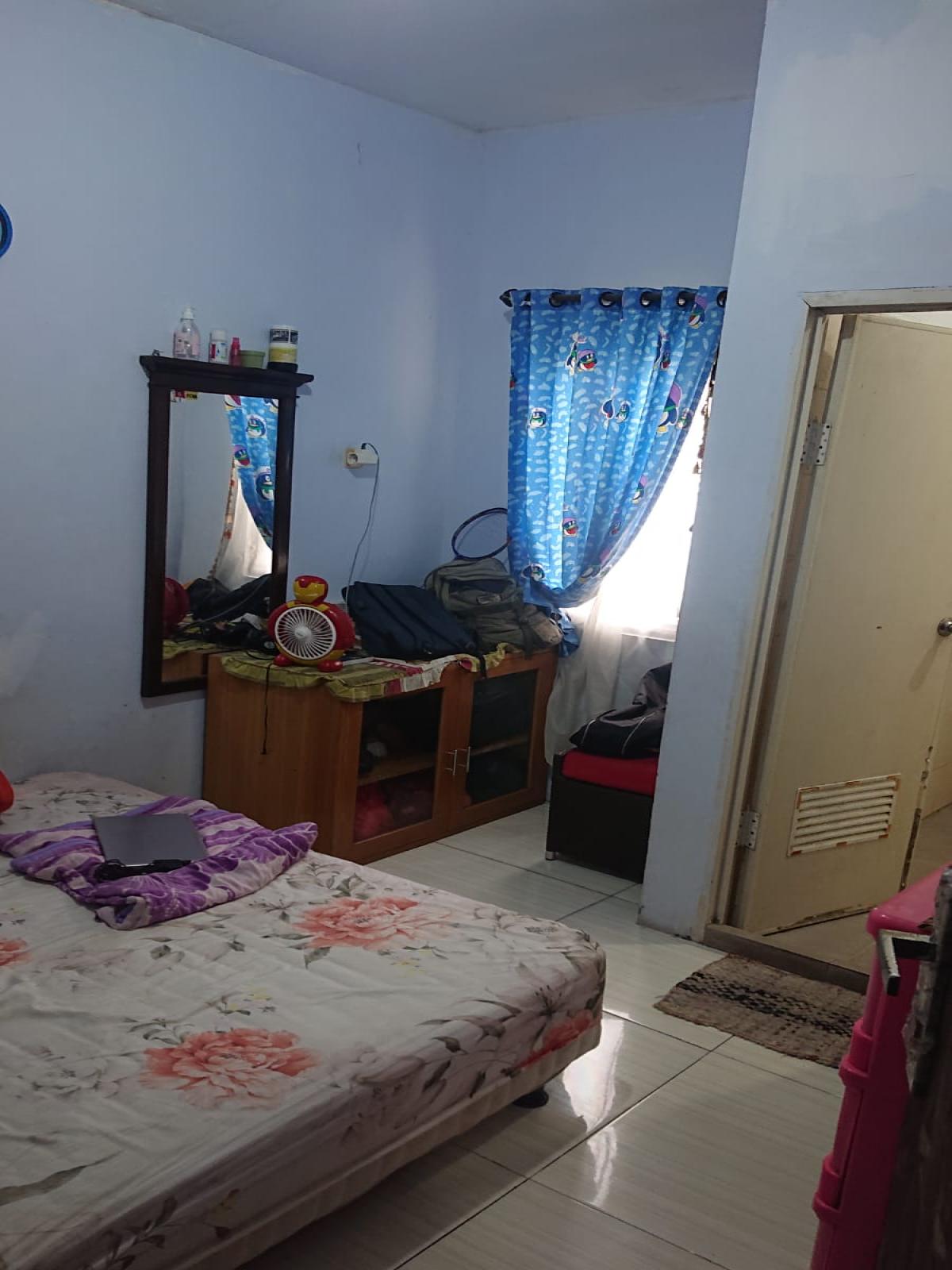 Dijual Rumah 2 Lantai dengan 3 Kamar Tidur di Ciledug, Tangerang - Foto 8