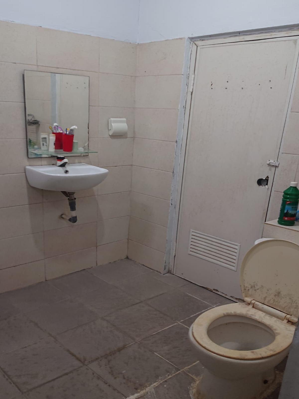 Dijual Rumah 2 Lantai dengan 3 Kamar Tidur di Ciledug, Tangerang - Foto 11