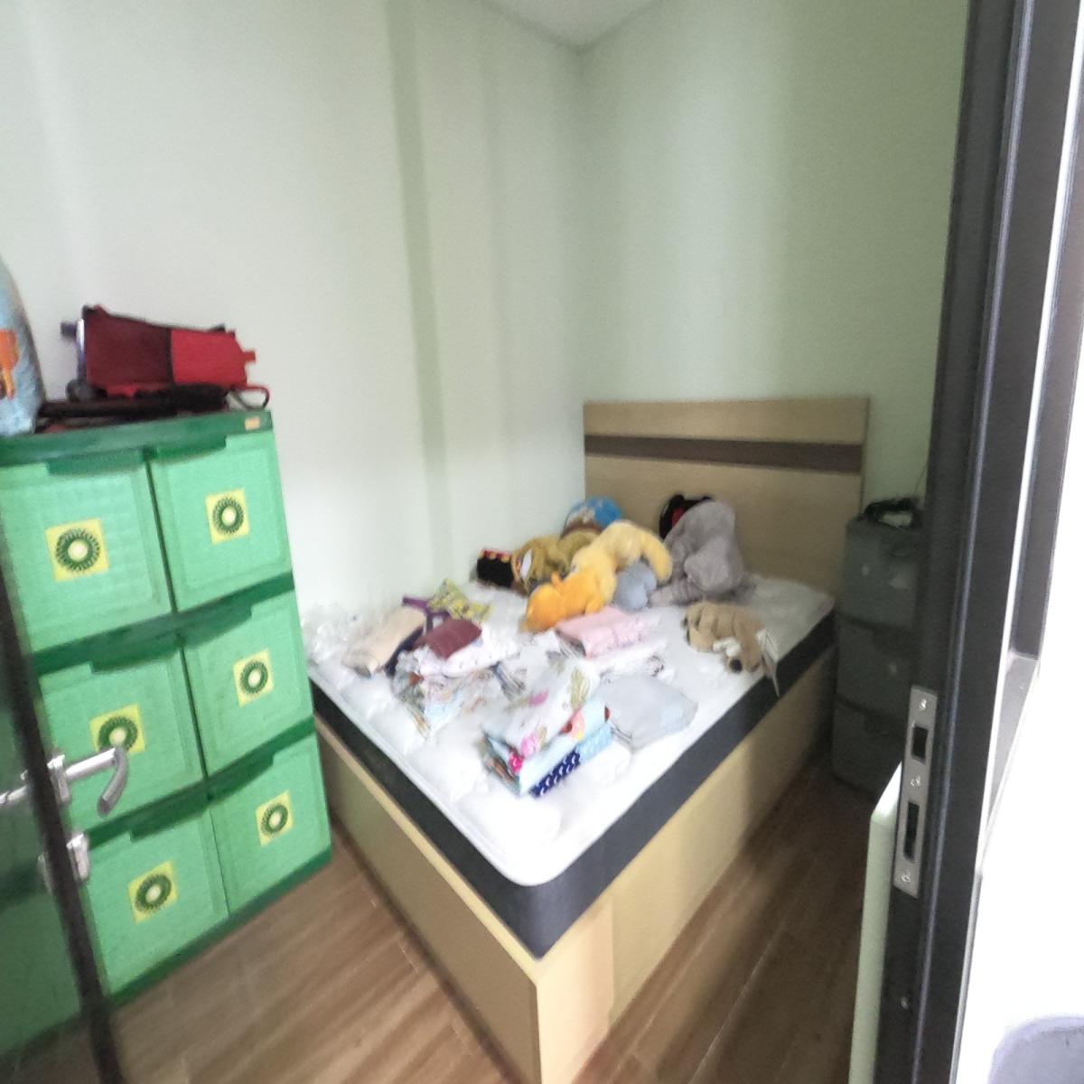 Dijual Rumah Siap Huni 2 Lantai di Cendana Residence, Tangerang Selatan - Foto 9