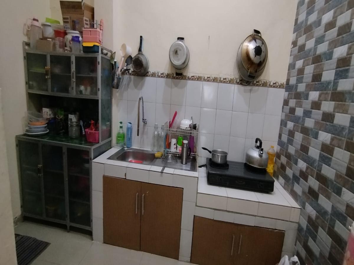 Rumah 2 Lantai Full Furnished Dijual di Perum Persada Raya Tangerang - Foto 6