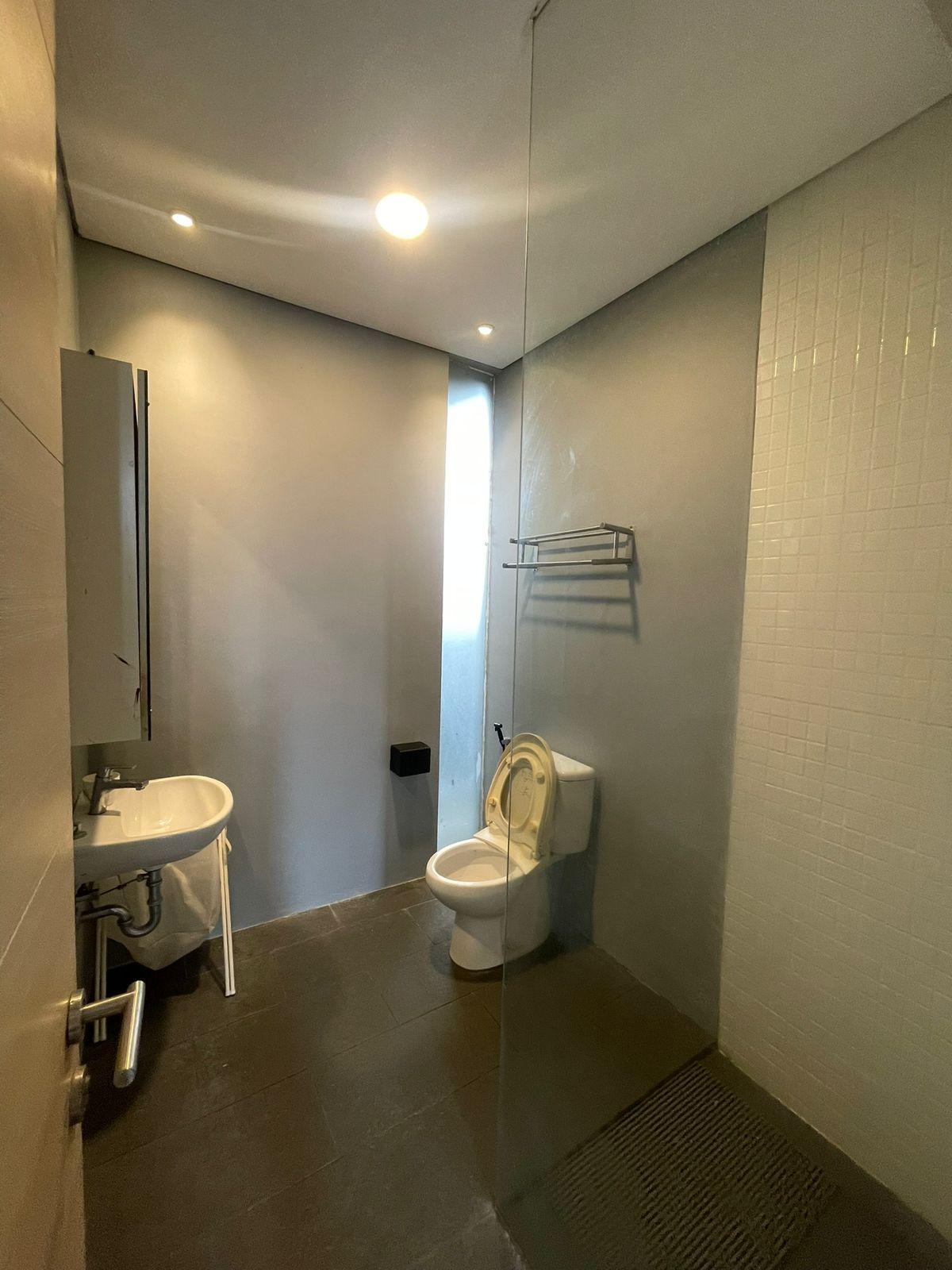 Rumah Asri dan Nyaman Dekat MRT di Lebak Bulus 2, Jakarta Selatan - Foto 11