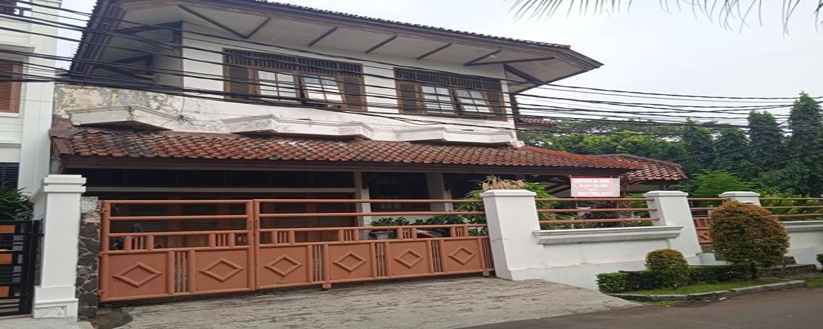 Rumah Siap Huni Luas 356 m² Dijual Di Jalan Camar Bintaro Sektor 3, Tangerang Selatan - Foto 2