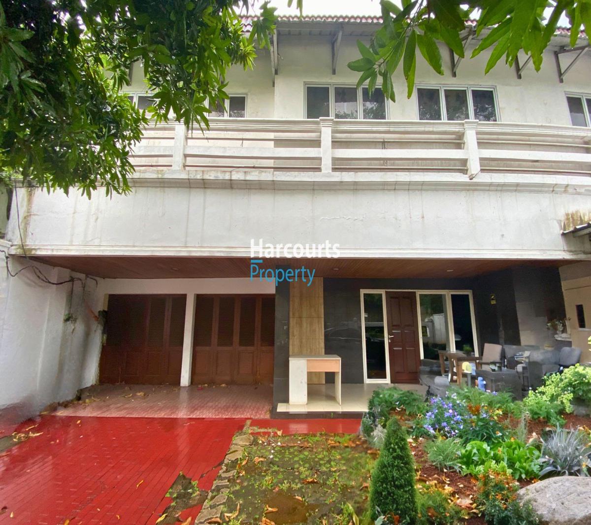 Disewakan Rumah Pinggir Jalan Cocok untuk Usaha/Kantor Area Jl. Sisingamangaraja Kebayoran Baru