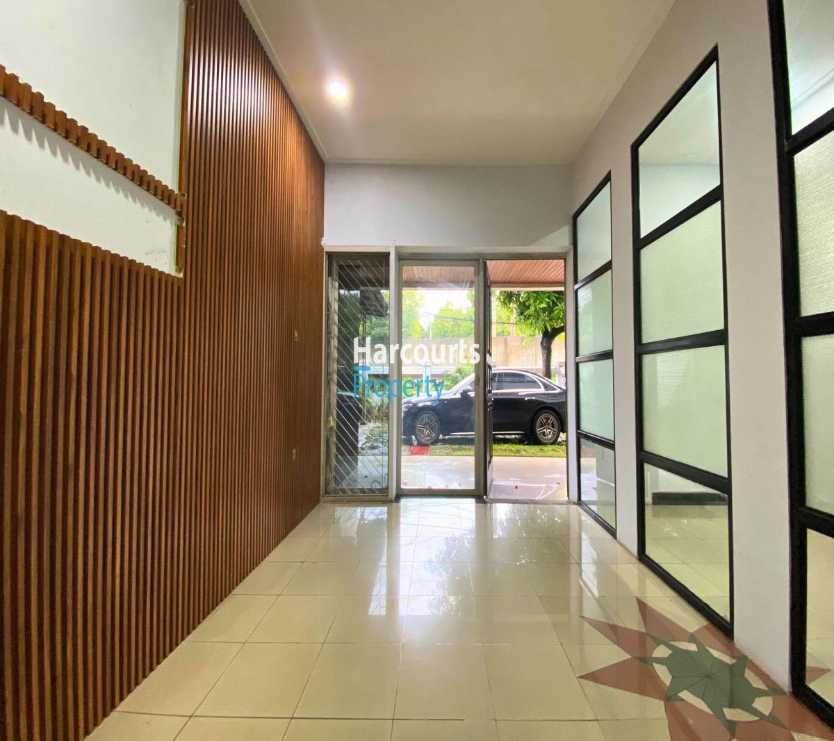 Disewakan Rumah Pinggir Jalan Cocok untuk Usaha/Kantor Area Jl. Sisingamangaraja Kebayoran Baru - Foto 4