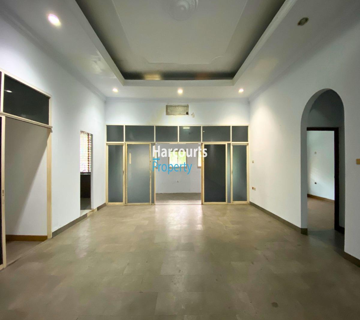 Disewakan Rumah Pinggir Jalan Cocok untuk Usaha/Kantor Area Jl. Sisingamangaraja Kebayoran Baru - Foto 6