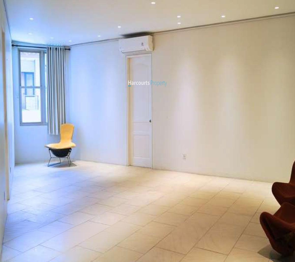 Disewakan Rumah Modern 4 Lantai Area Jl. Widya Chandra SCBD Kebayoran Baru - Foto 4