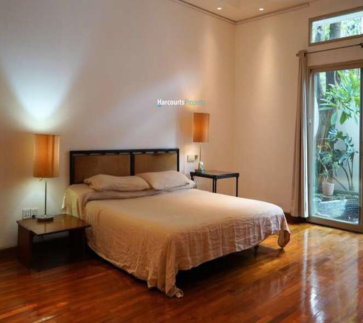 Disewakan Rumah Modern 4 Lantai Area Jl. Widya Chandra SCBD Kebayoran Baru - Foto 5