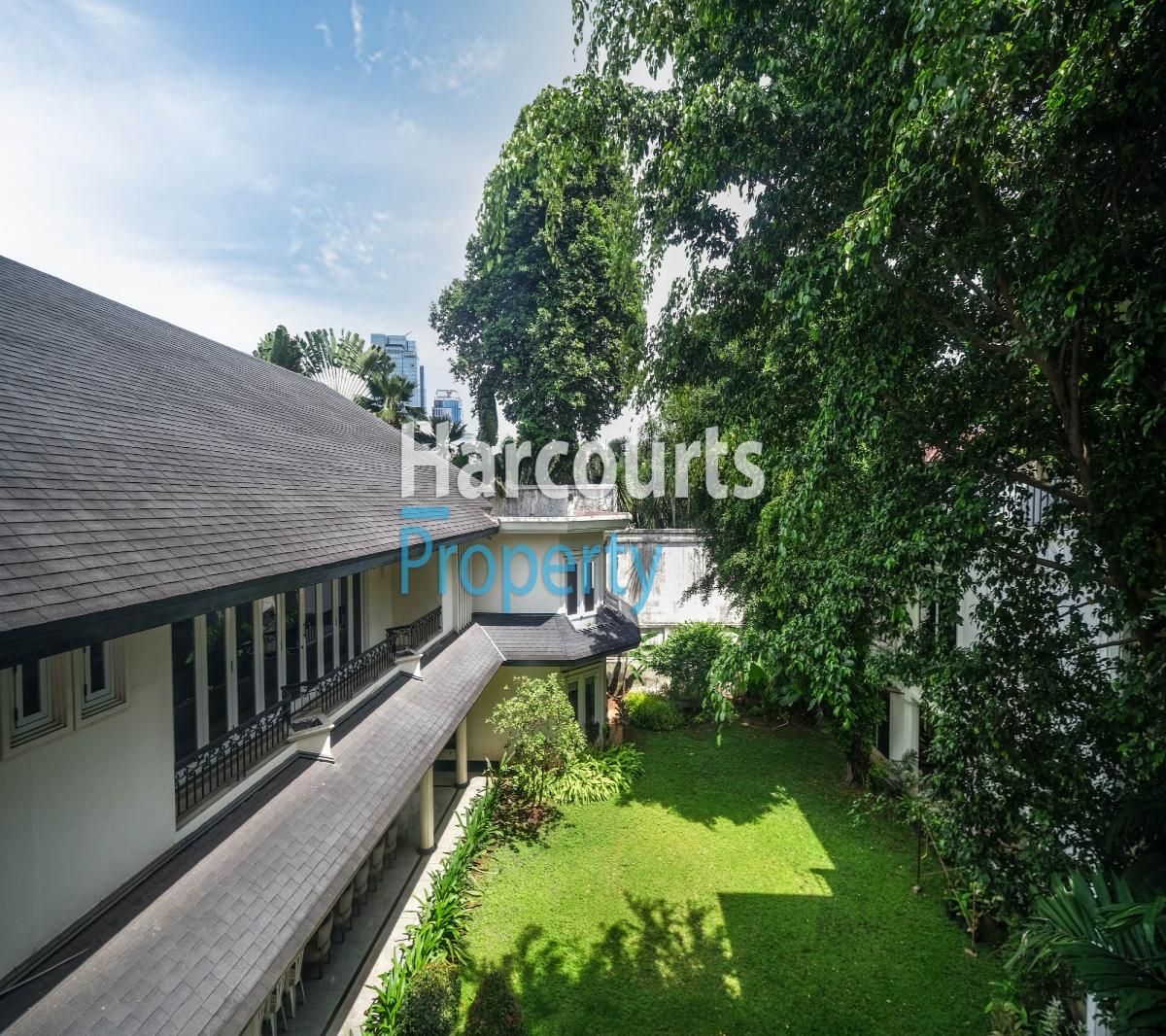 Dijual Rumah Klasik Lokasi Strategis Kawasan Elite di Pusat Kota Jl. Teuku Umar, Menteng - Foto 9