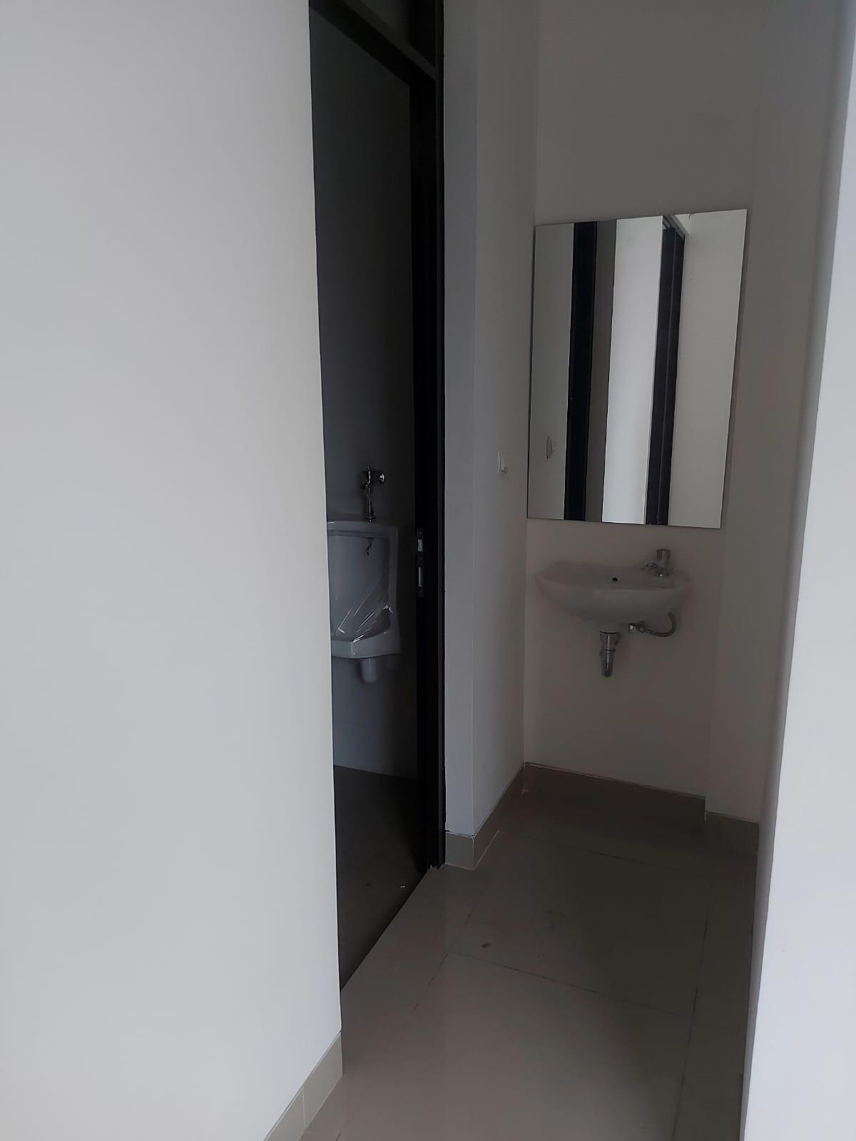 Sewa Ruko 3 lantai di Green Lake City Tangerang Banten GN - Foto 6