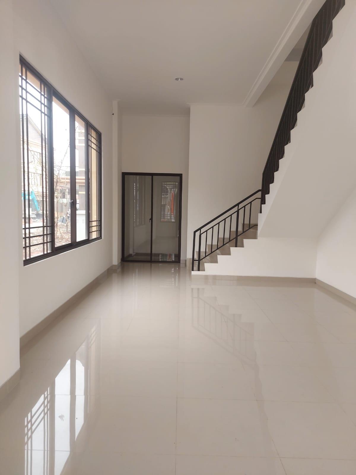 Sewa Ruko 3 lantai di Green Lake City Tangerang Banten GN - Foto 9