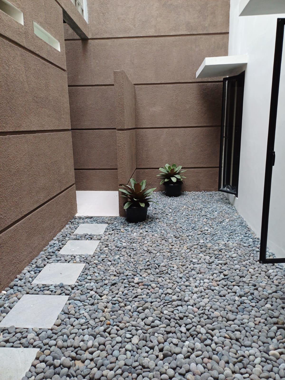 Dijual rumah di Titihan Bintaro Tangeran Selatan - Foto 2