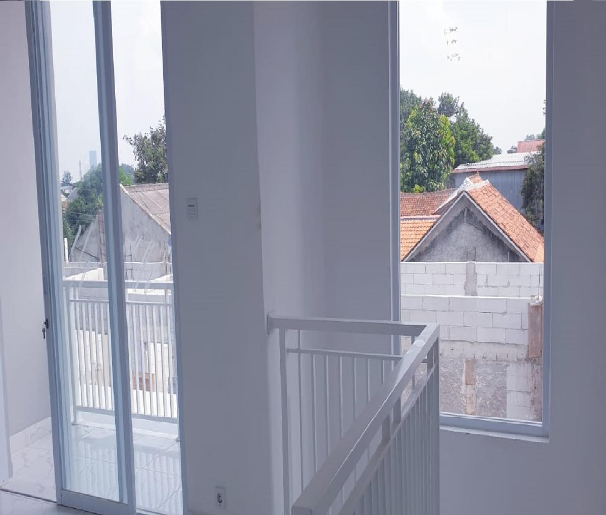 Dijual Rumah Baru 2 Lantai Dekat Graha Raya, Tangerang Selatan - Foto 4