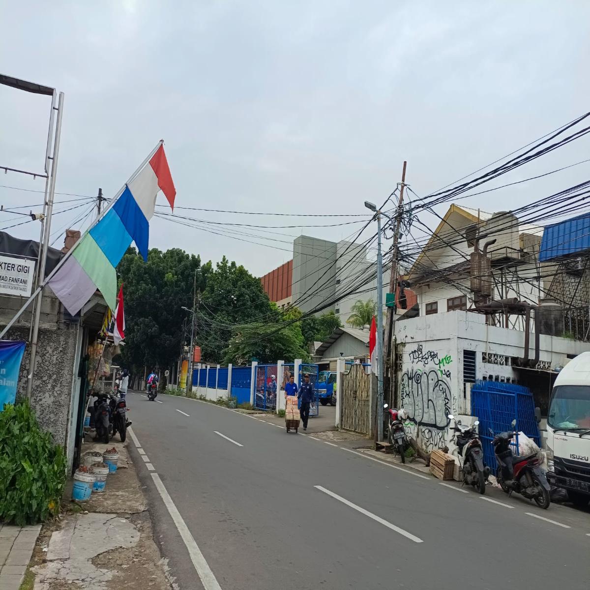 Dijual Rumah Hitung Tanah di Pondok Labu, Jakarta Selatan - Foto 2