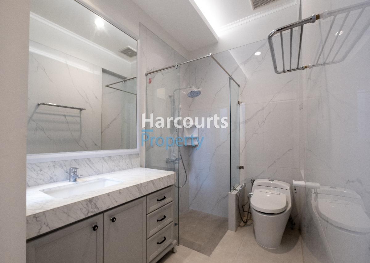 Rumah Bagus dan Modern Lingkungan Nyaman dan Tenang Di Alam Asri, Pondok Indah - Foto 4