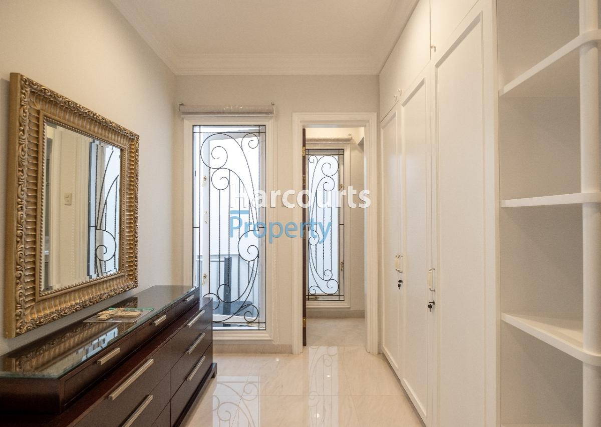 Rumah Bagus dan Modern Lingkungan Nyaman dan Tenang Di Alam Asri, Pondok Indah - Foto 6