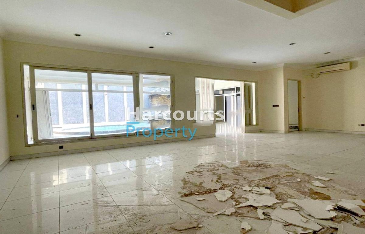 Rumah Hunian Klasik 2 Lantai Lokasi Strategis Kawasan Elite Di Pondok Indah - Foto 2