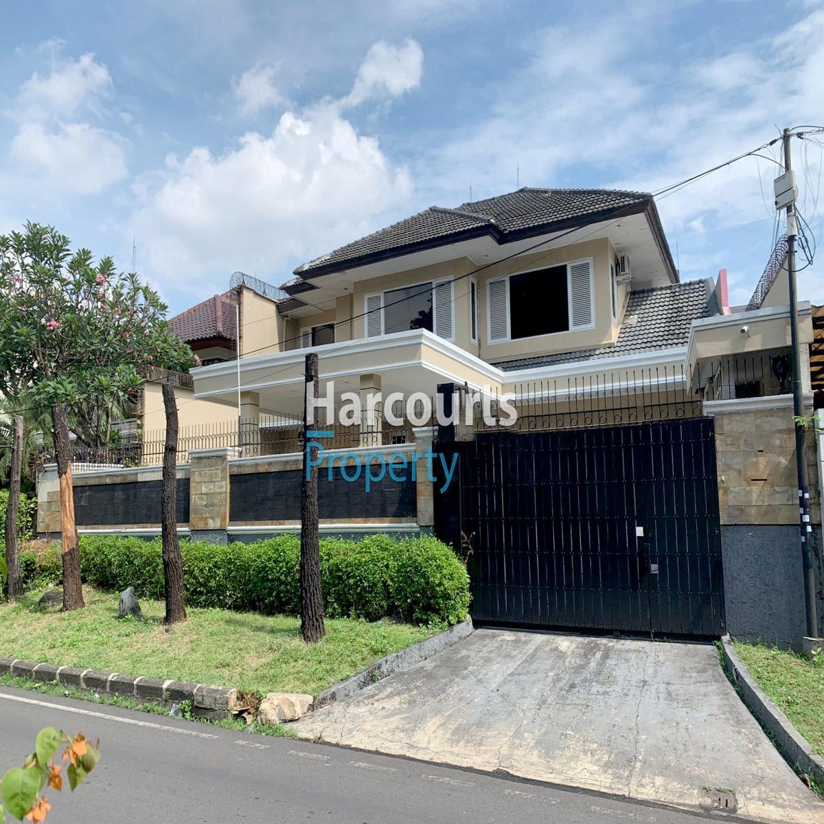 Rumah Hunian Klasik 2 Lantai Lokasi Strategis Kawasan Elite Di Pondok Indah - Foto 5