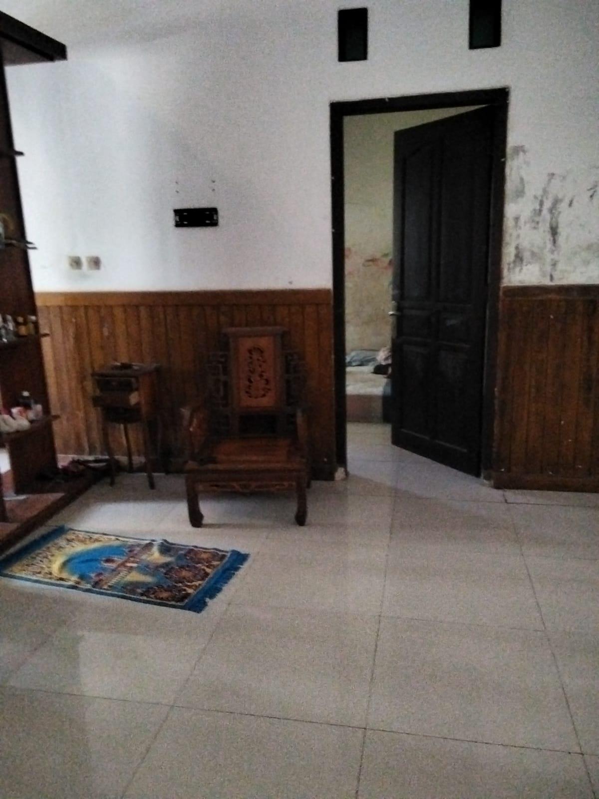 Dijual Rumah Bagus Siap Huni Full Furnish di Cluster Dekat Solo Baru di Gentan, Solo - Foto 2