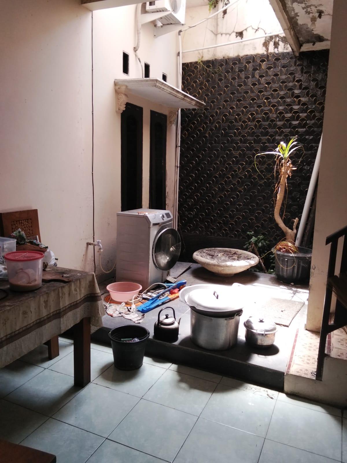 Dijual Rumah Bagus Siap Huni Full Furnish di Cluster Dekat Solo Baru di Gentan, Solo - Foto 3