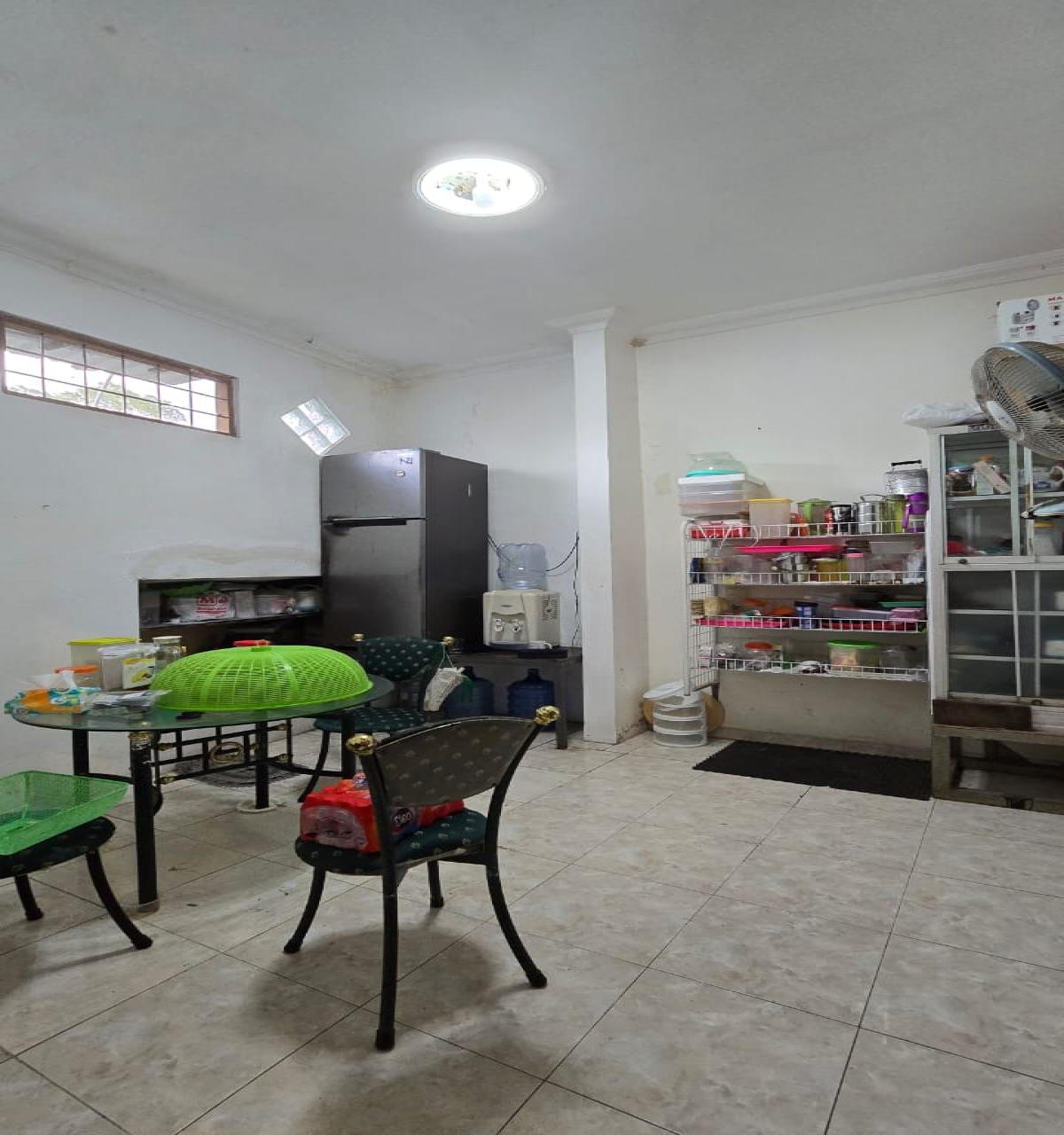 Dijual Rumah Murah Siap Pakai, di Perumahan Puri Gading Solo Baru - Foto 4