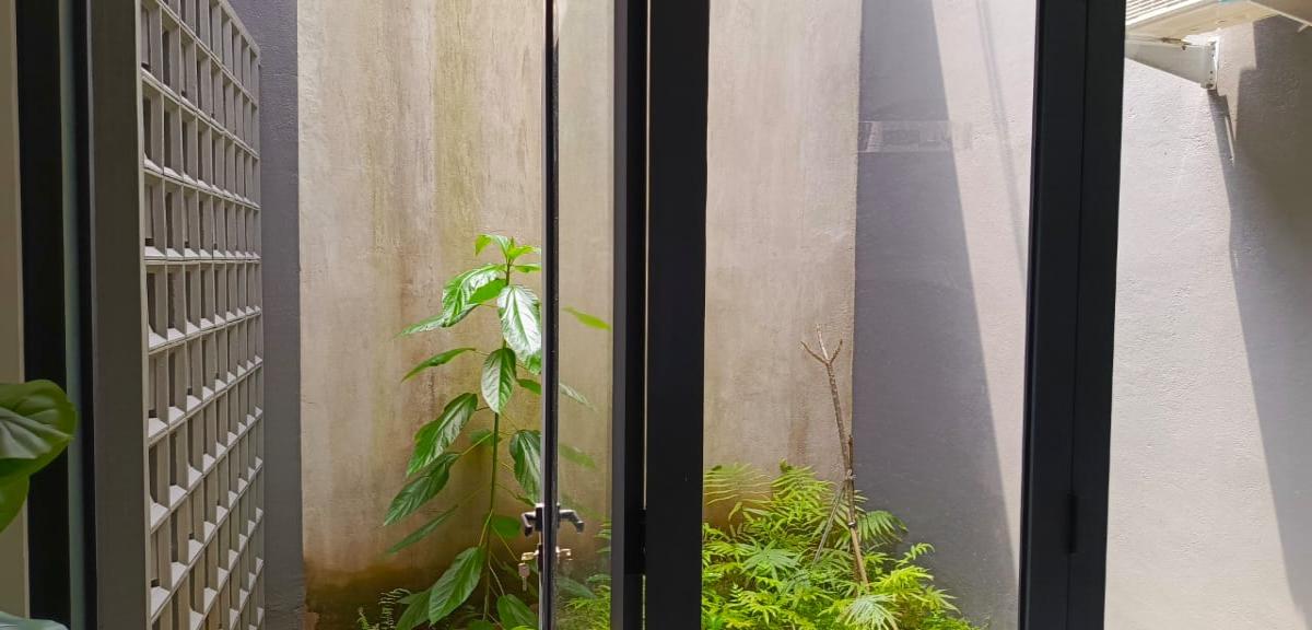 Brand New Modern Minimalis di Cluster Arkhipus, Tangerang Selatan - Foto 5