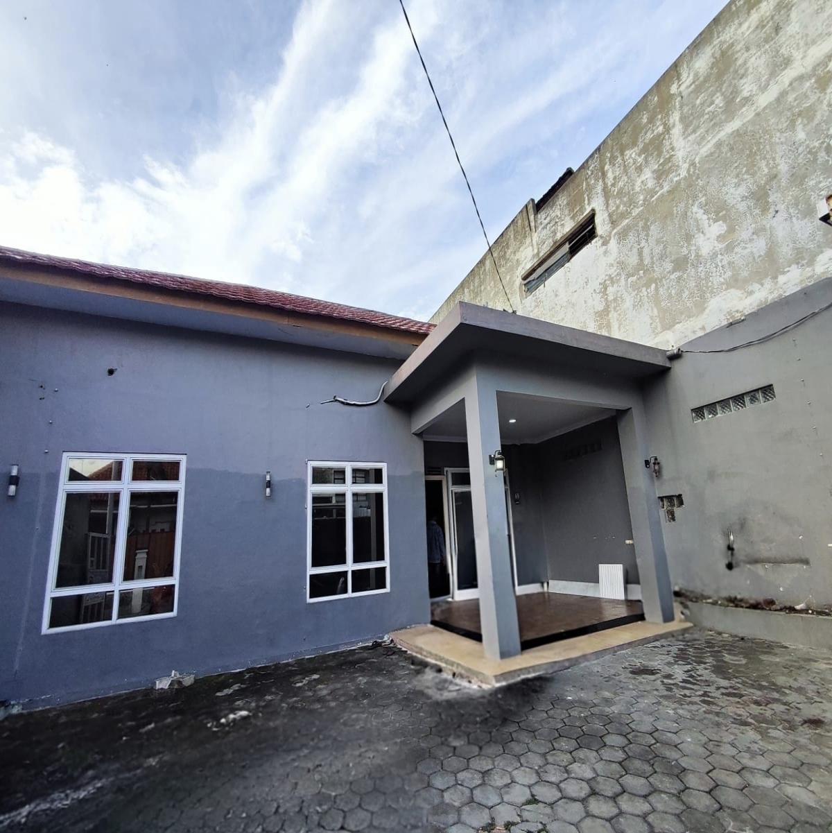 Disewakan Rumah Strategis Siap Pakai di Sumber Banjarsari Solo, Dekat Soemoer Timbo Resto - Foto 2