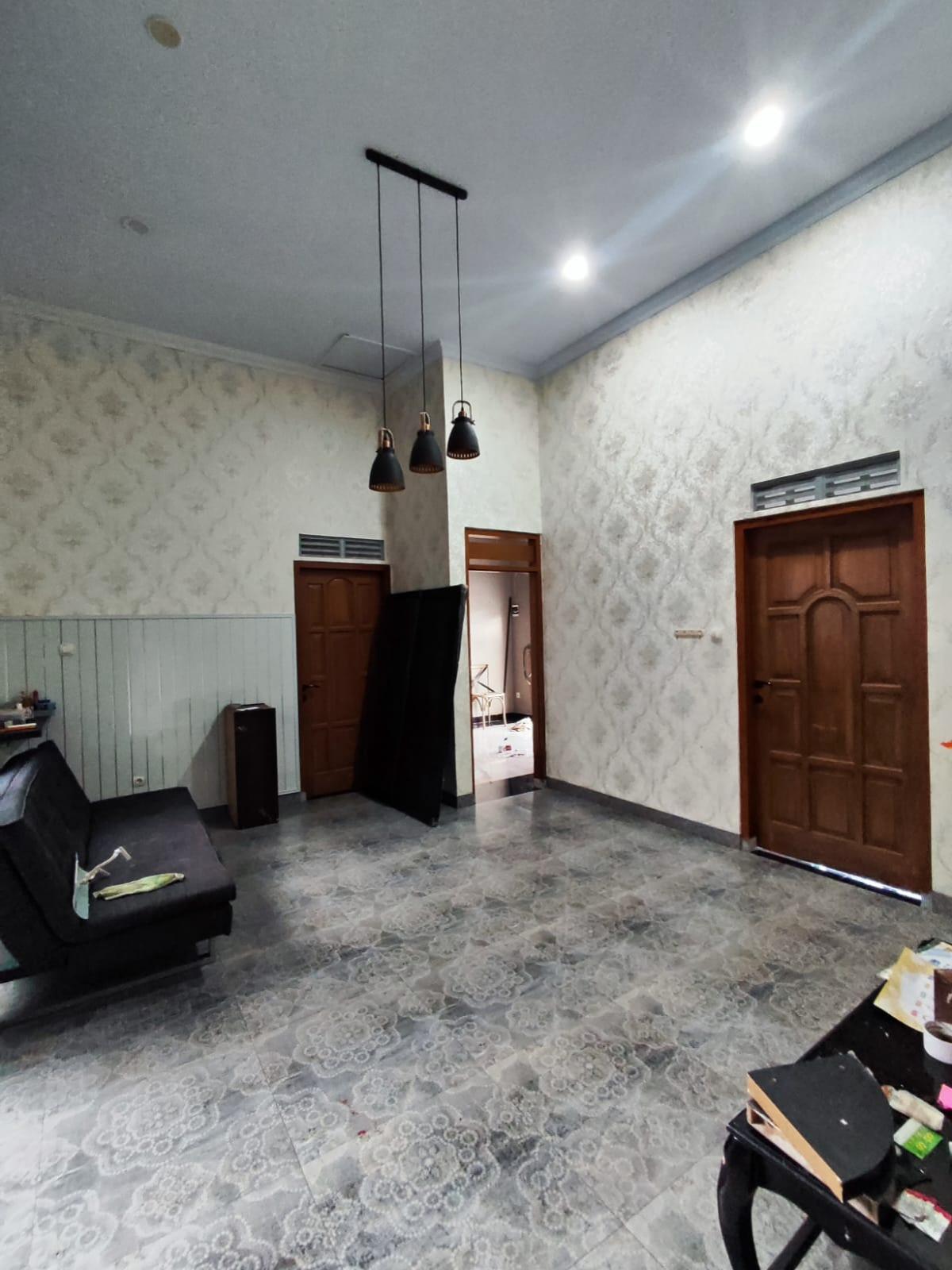 Disewakan Rumah Strategis Siap Pakai di Sumber Banjarsari Solo, Dekat Soemoer Timbo Resto - Foto 3