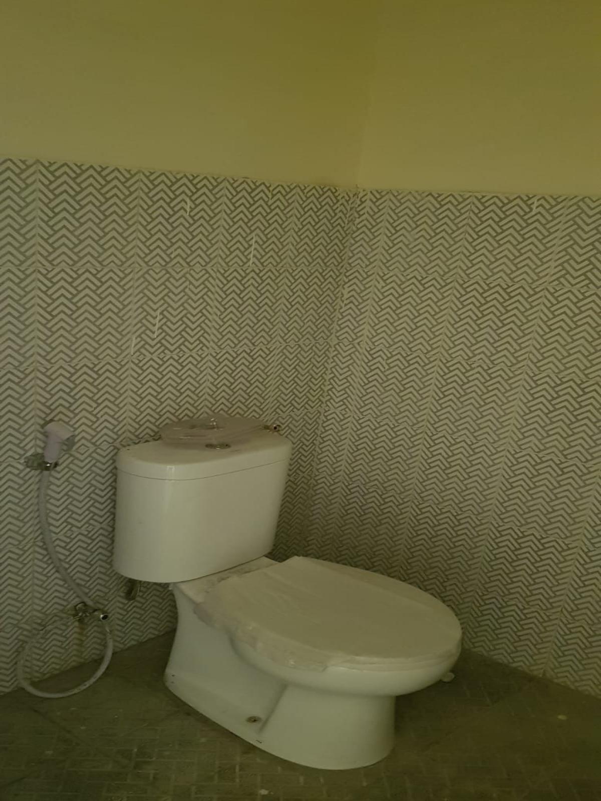 Disewakan Ruko Strategis 2 Lantai, Lokasi Dekat Tol dan Pasar Klodran - Foto 5