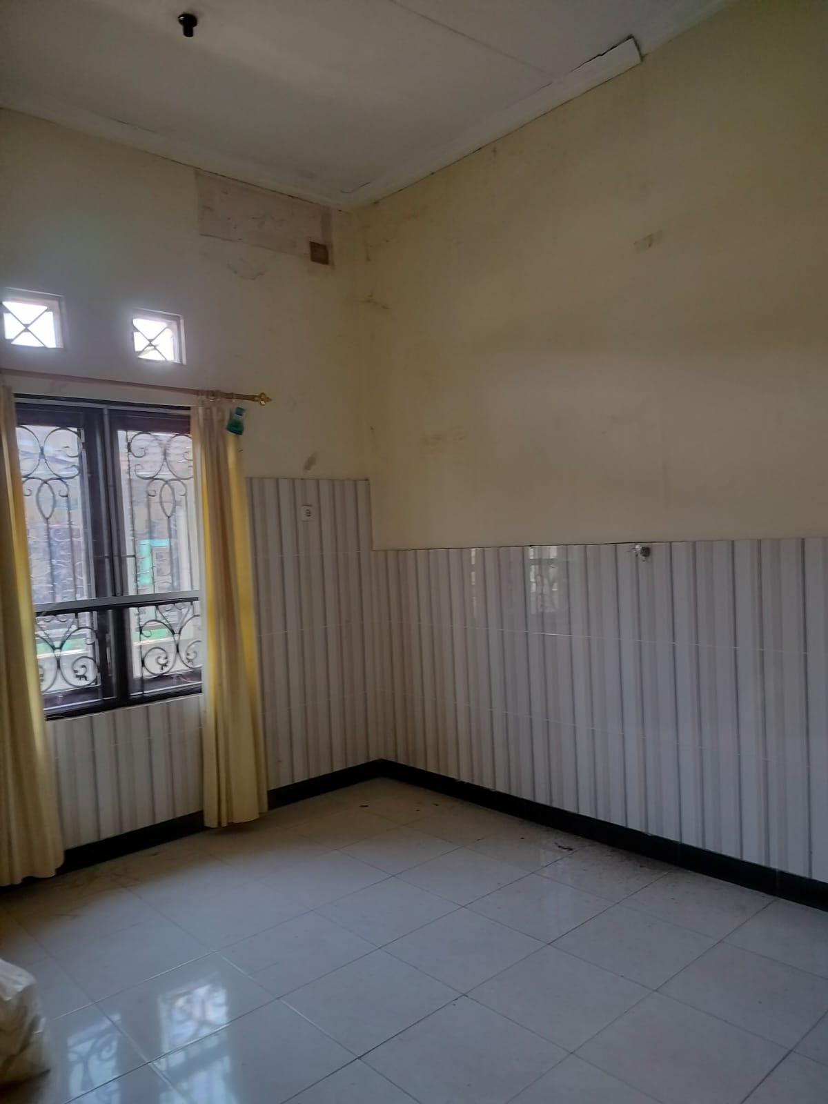 Dijual Rumah di Grogol Telukan Soba, Perlu Renov Sedikit - Foto 2