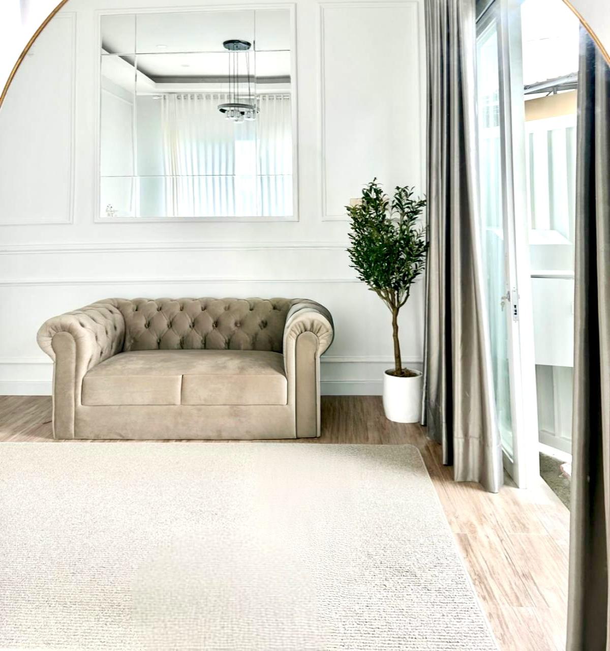 Dijual Rumah Bagus Style American Modern 2 Lantai ( Semi Furnish ), Lokasi di Banaran, Ngringo, Jaten, Karanganyar - Foto 4