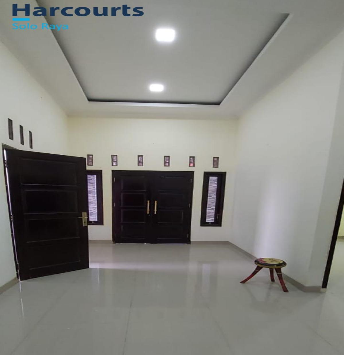 Dijual Rumah 1,5 Lantai Siap Huni di Cluster di Gumpang, Kartasura - Foto 4